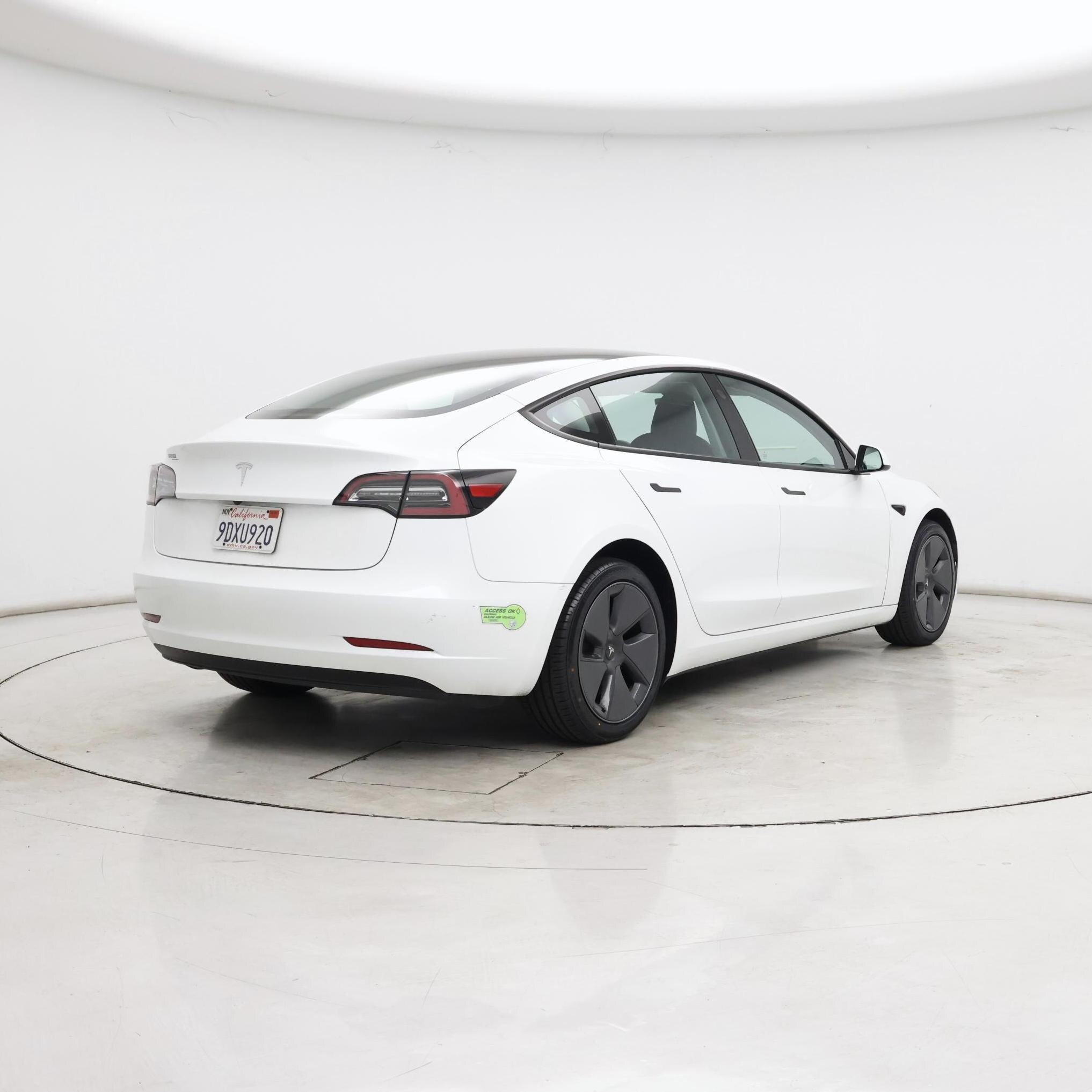 Thumbnail: 2023 Tesla Model 3 - 8