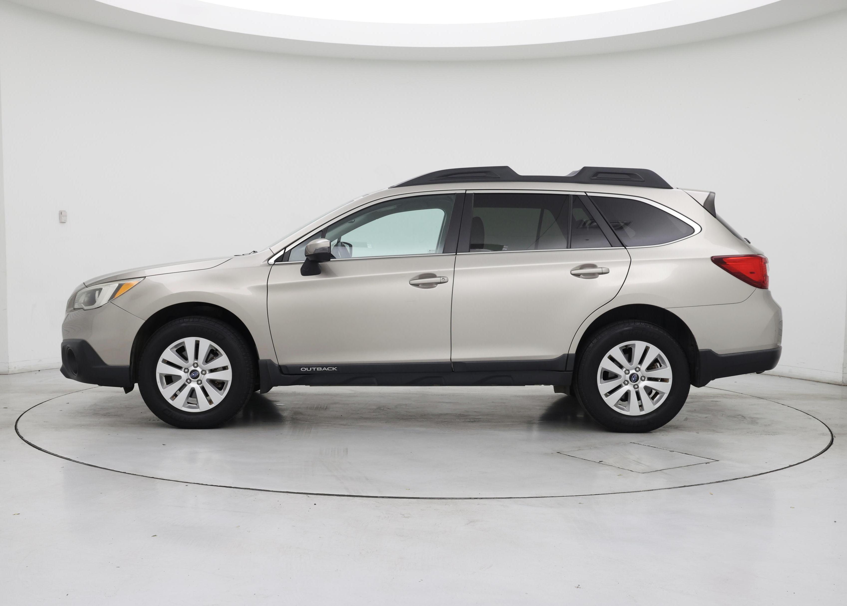 Thumbnail: 2015 Subaru Outback - 3