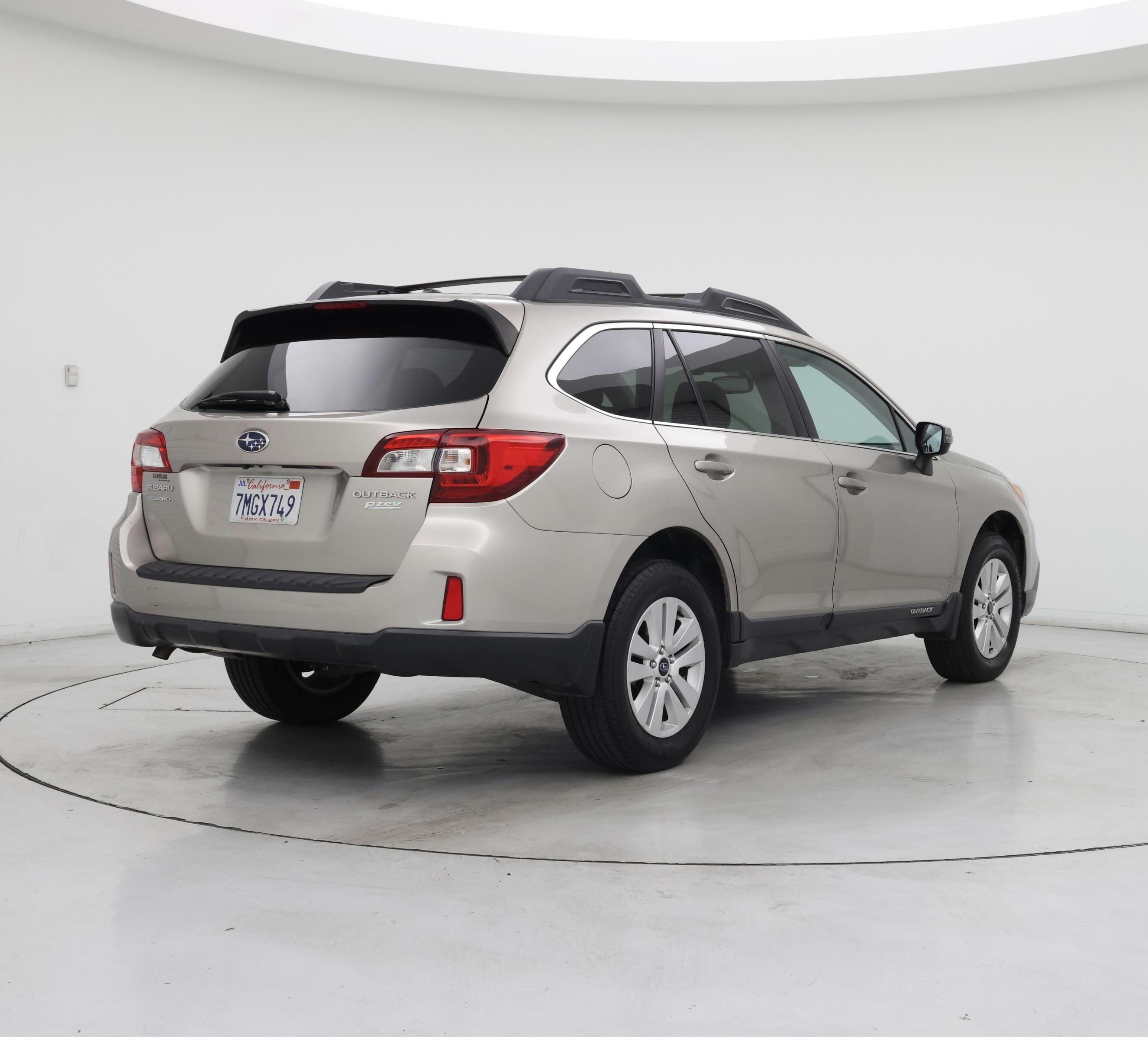 Thumbnail: 2015 Subaru Outback - 8