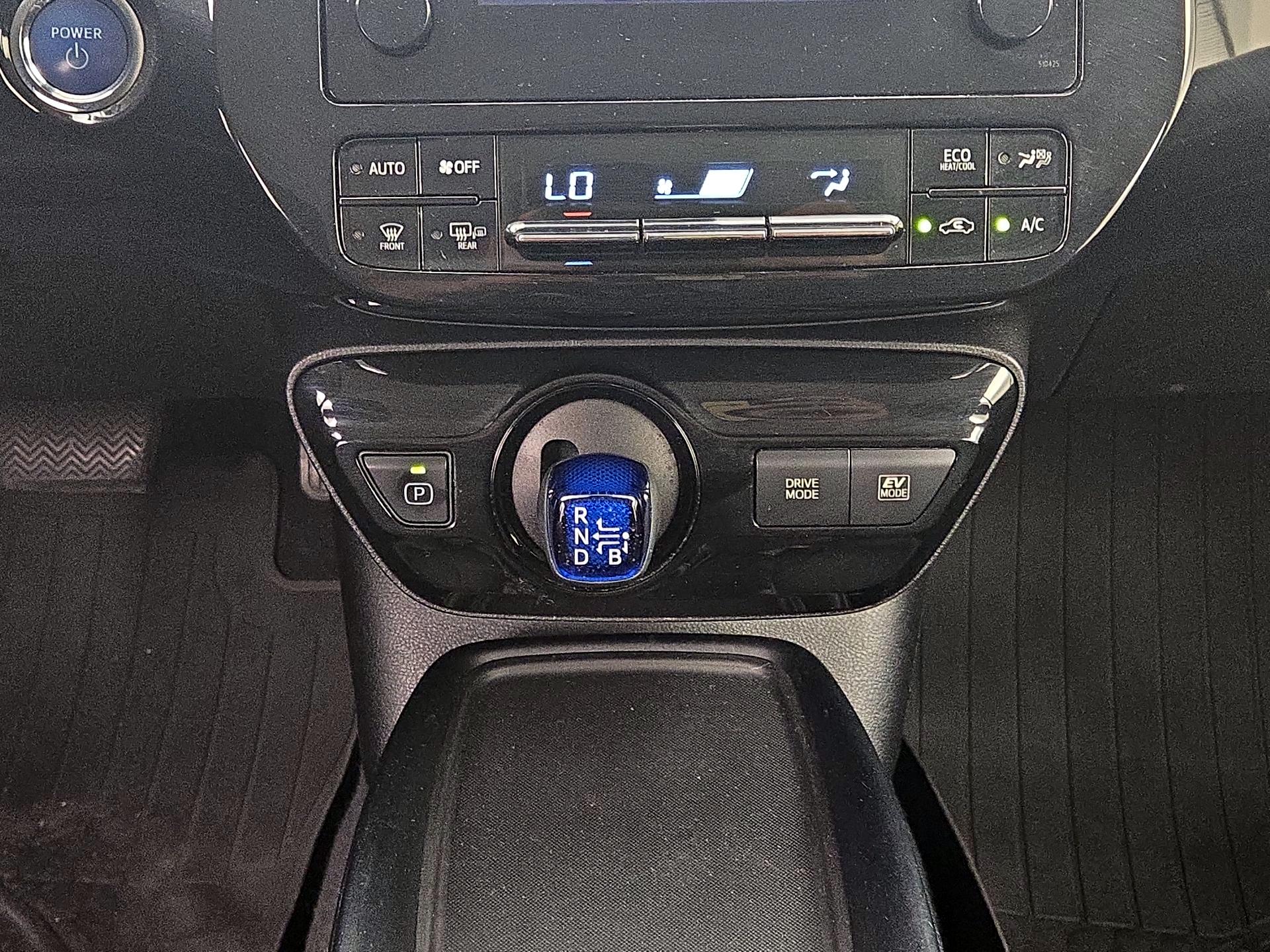 Thumbnail: 2019 Toyota Prius - 16