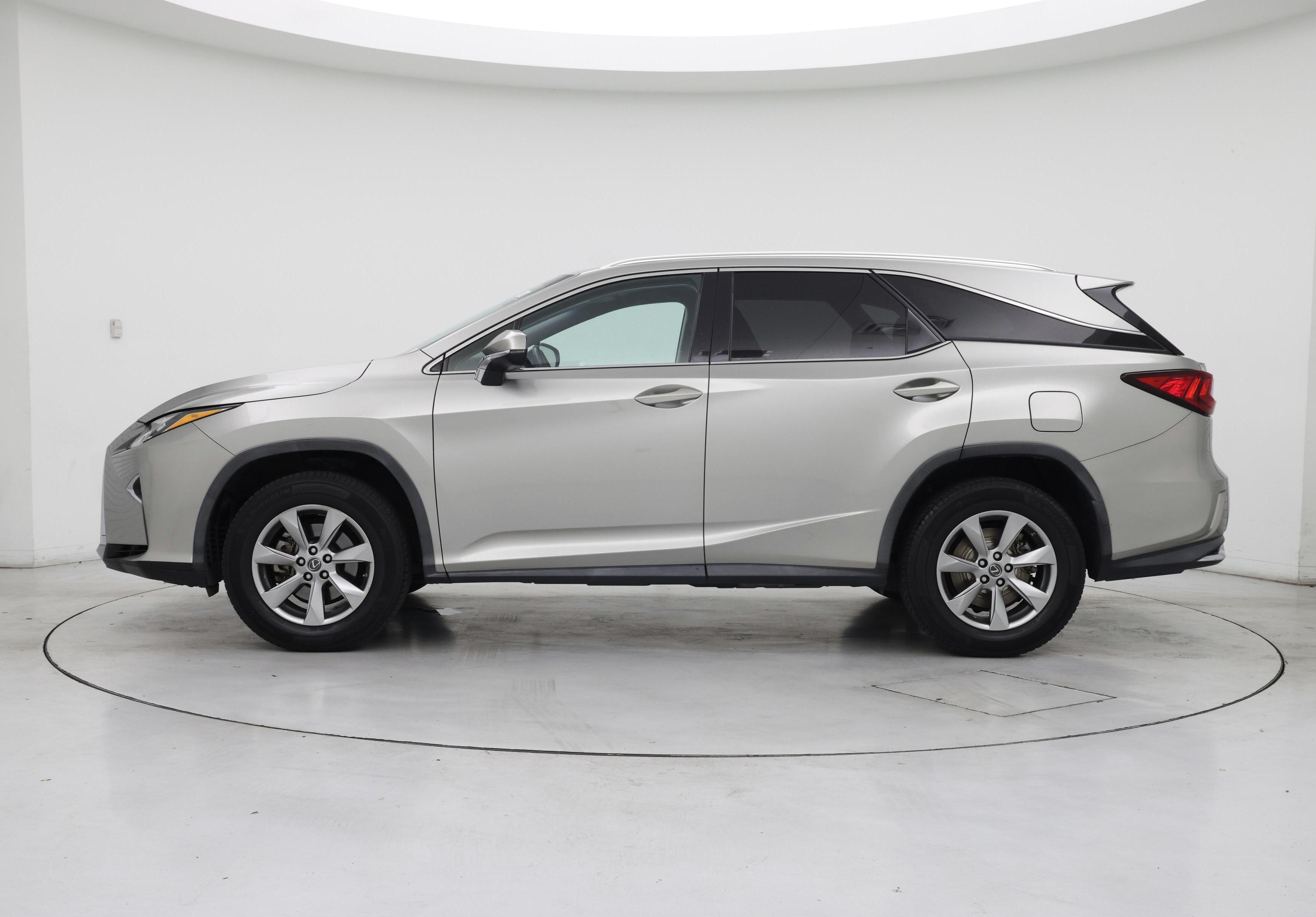 Thumbnail: 2018 Lexus RX - 3