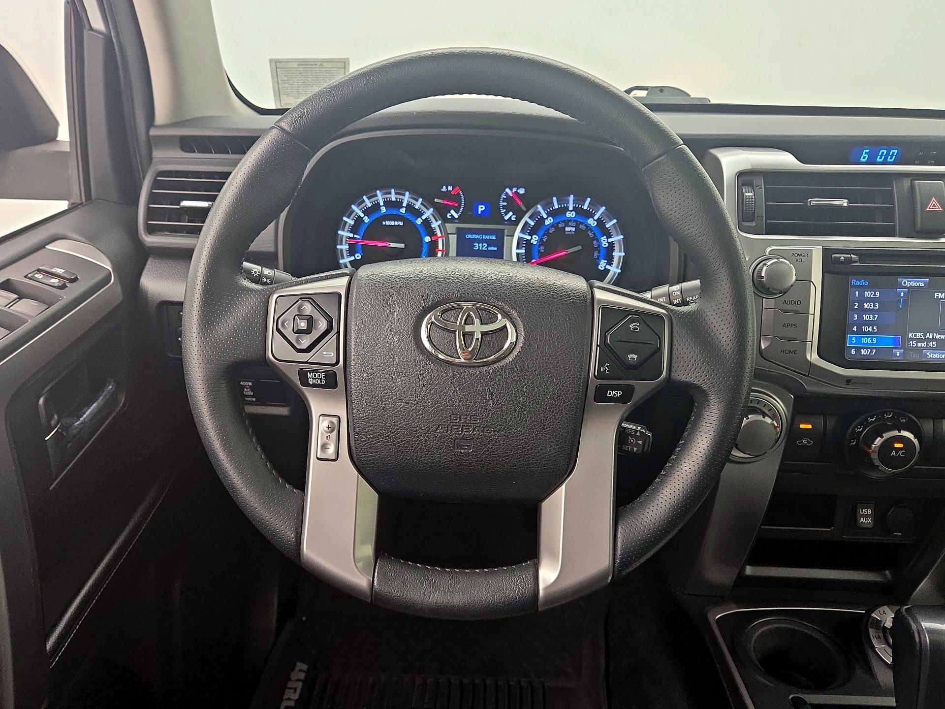 Thumbnail: 2016 Toyota 4Runner - 10
