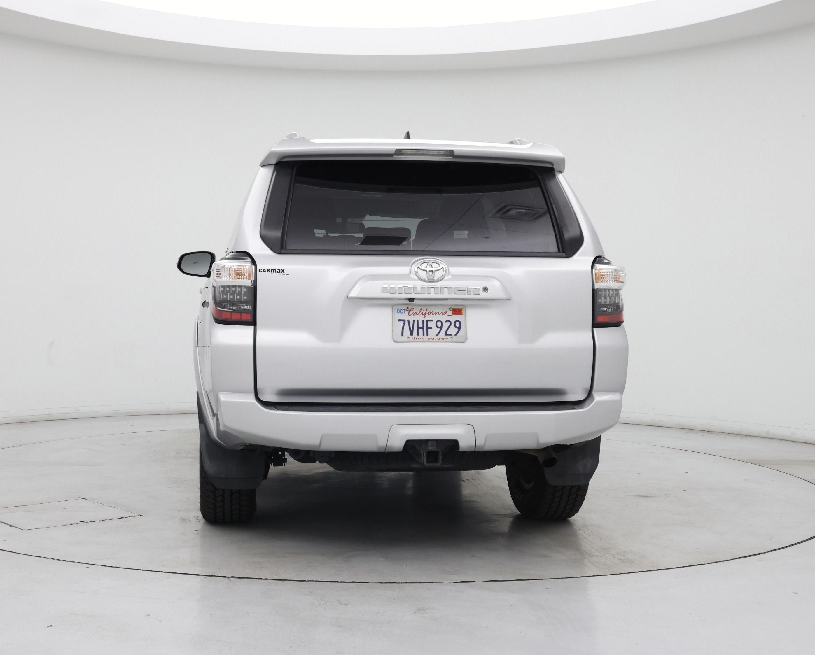 Thumbnail: 2016 Toyota 4Runner - 6