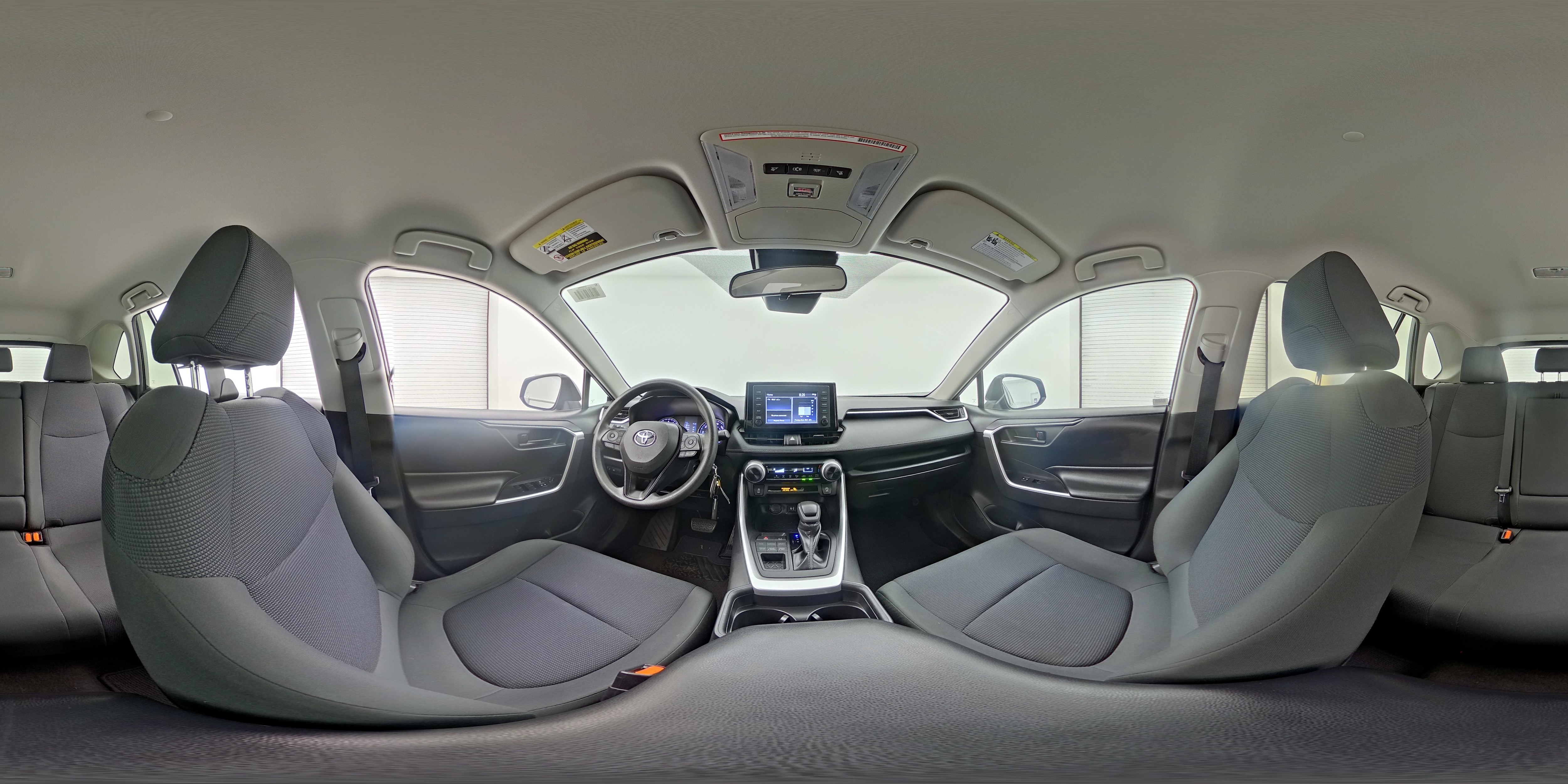 2019 Toyota RAV4 LE - Photo 22