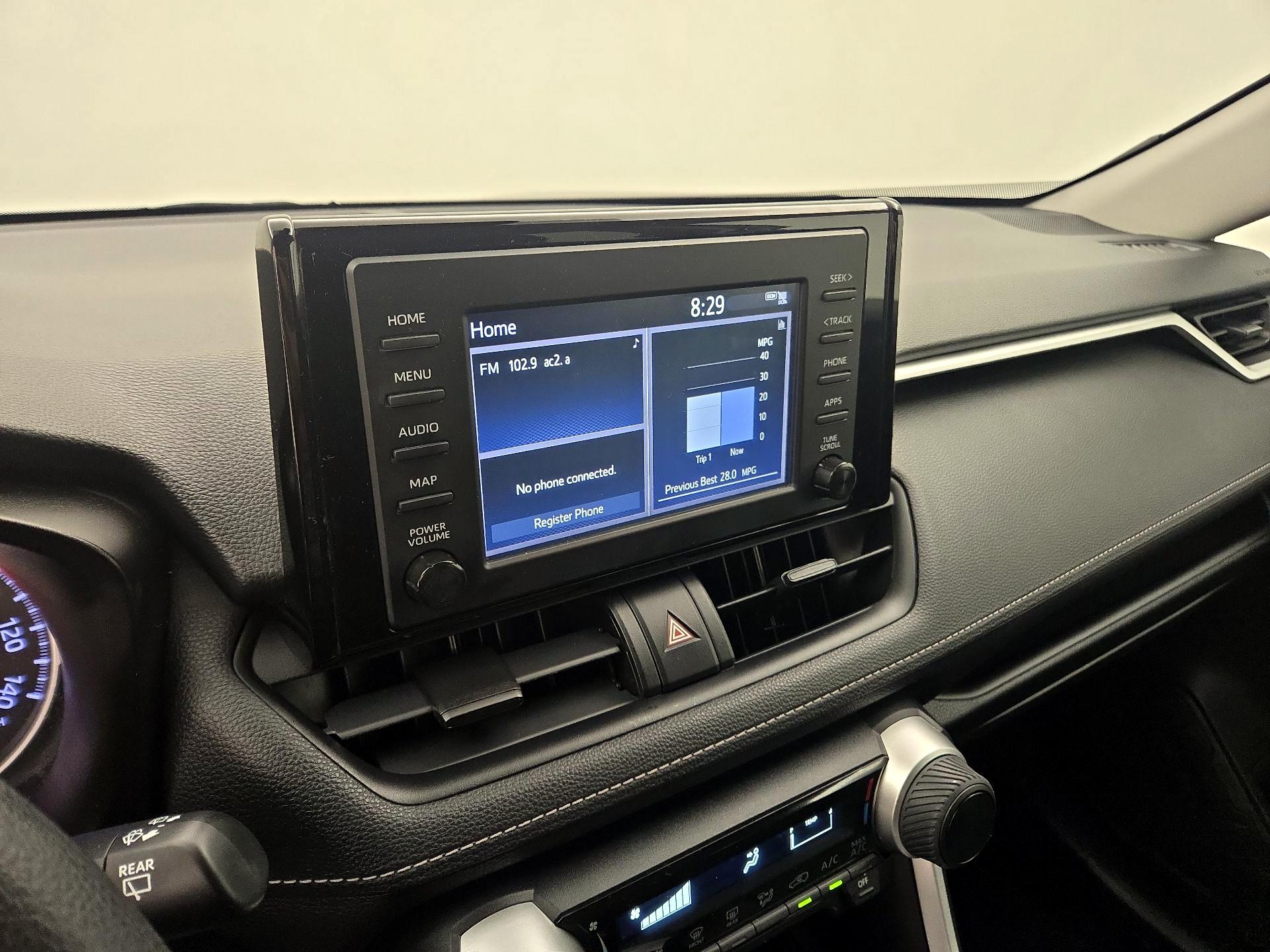Thumbnail: 2019 Toyota RAV4 - 14
