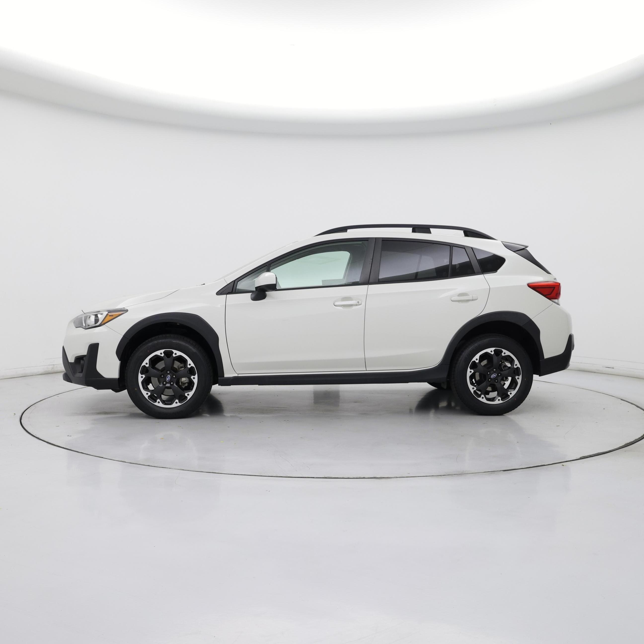 Thumbnail: 2021 Subaru Crosstrek - 3