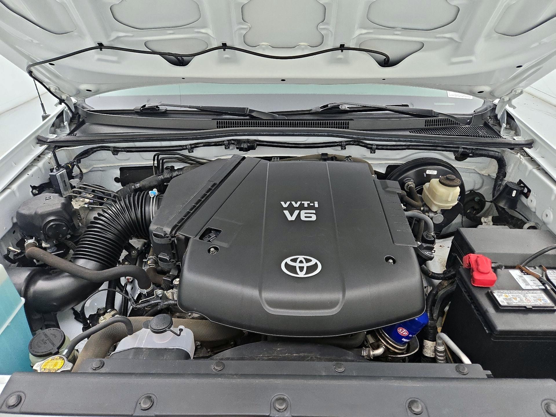 Thumbnail: 2014 Toyota Tacoma - 20