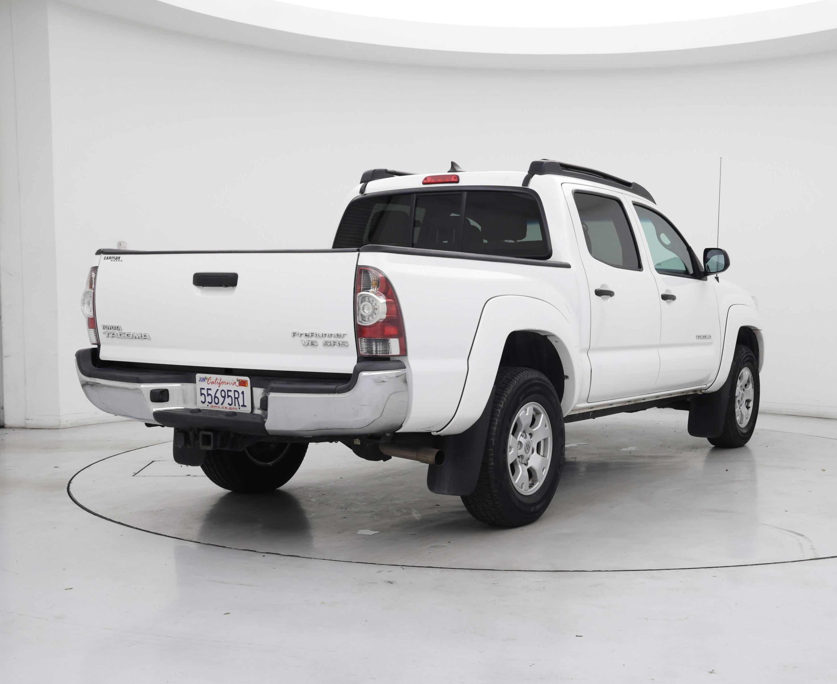 Thumbnail: 2014 Toyota Tacoma - 8
