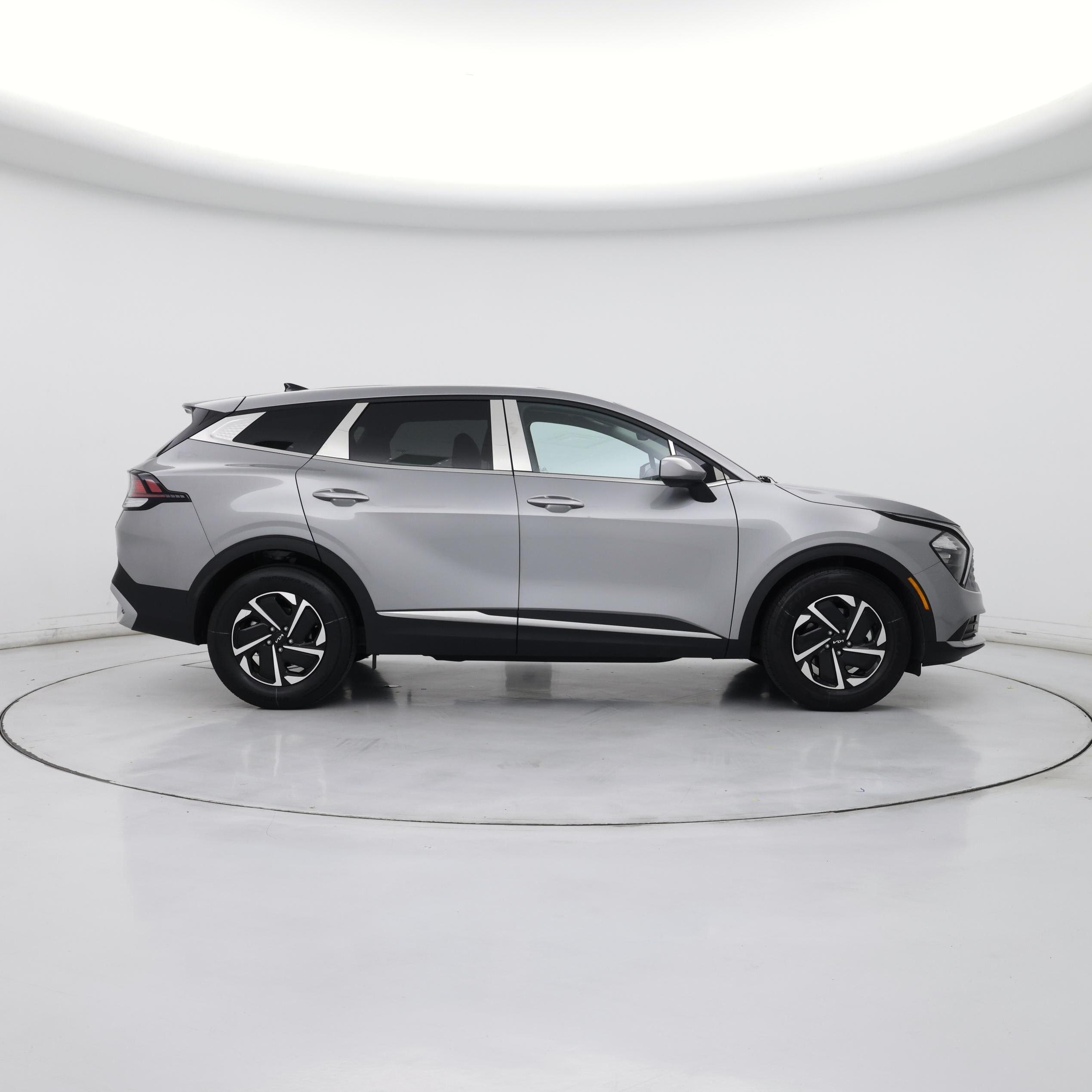 Thumbnail: 2023 Kia Sportage - 7