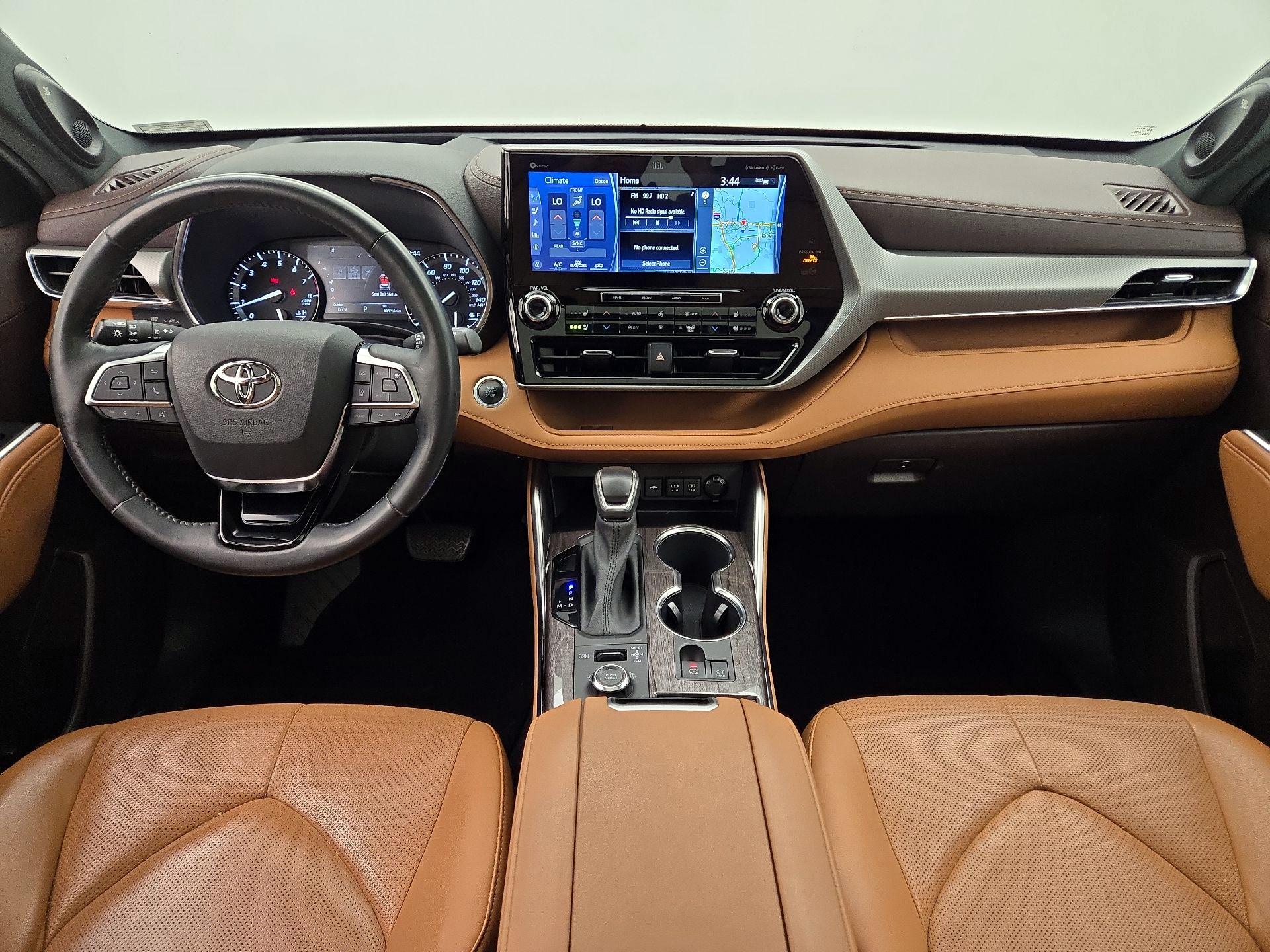 Thumbnail: 2021 Toyota Highlander - 9