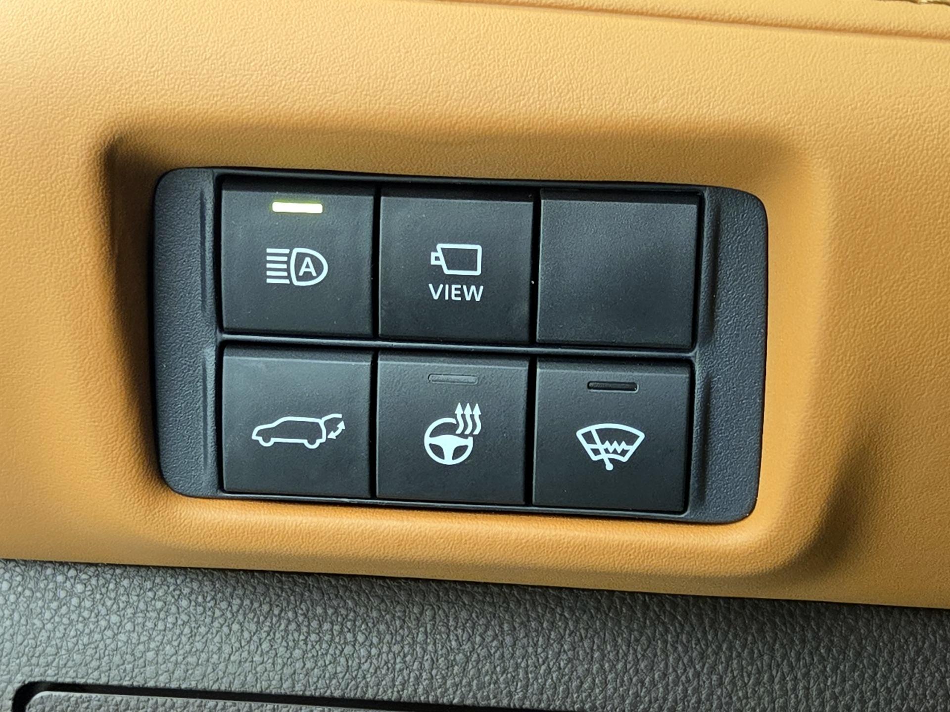 Thumbnail: 2021 Toyota Highlander - 13