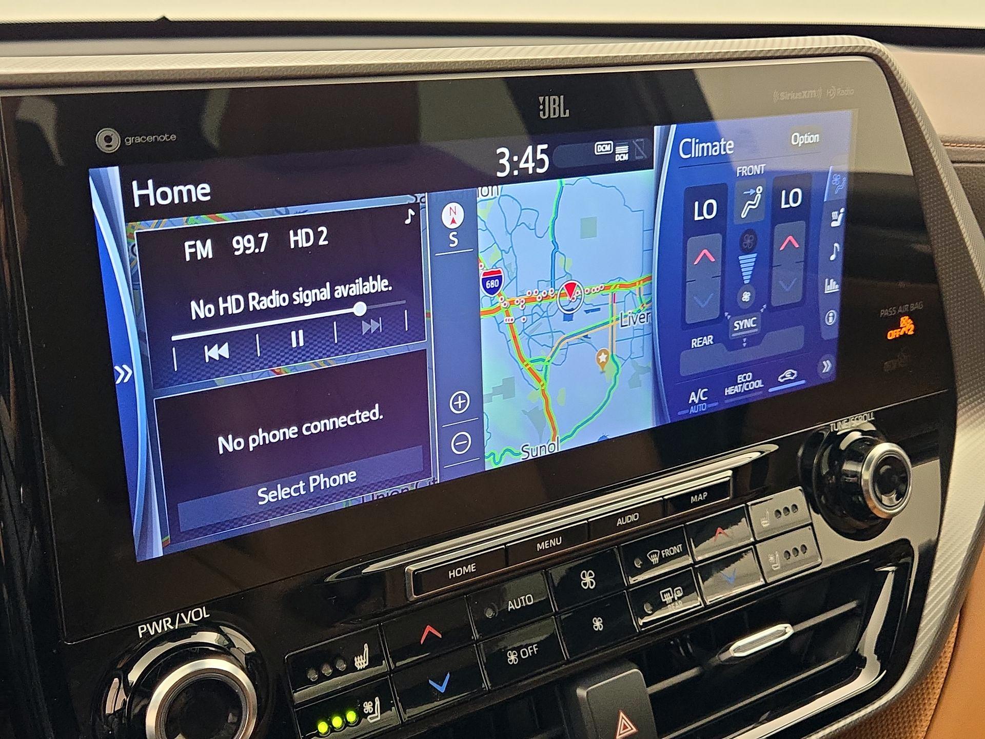 Thumbnail: 2021 Toyota Highlander - 16