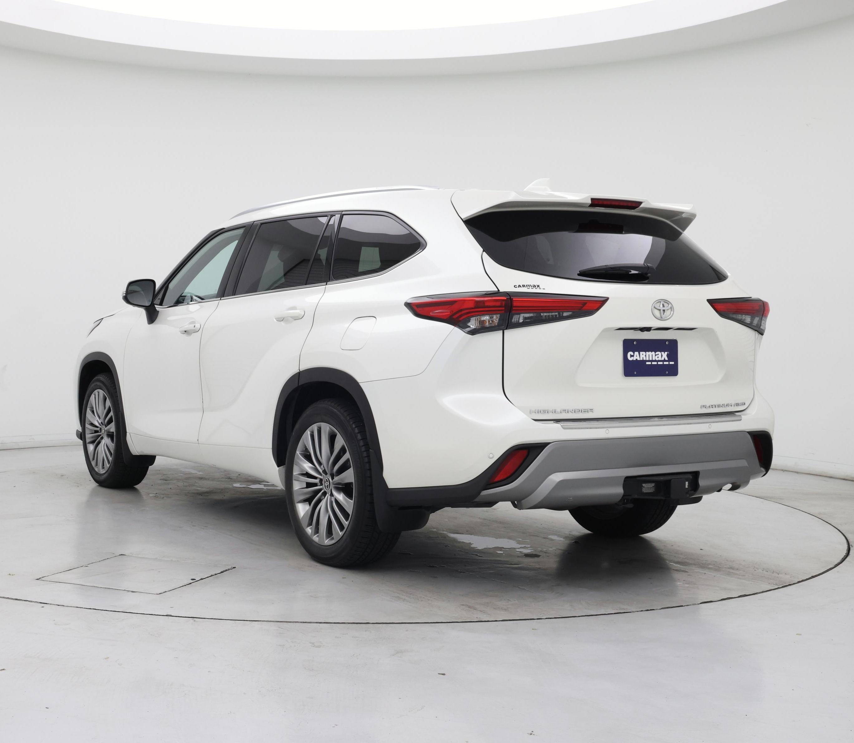Thumbnail: 2021 Toyota Highlander - 2