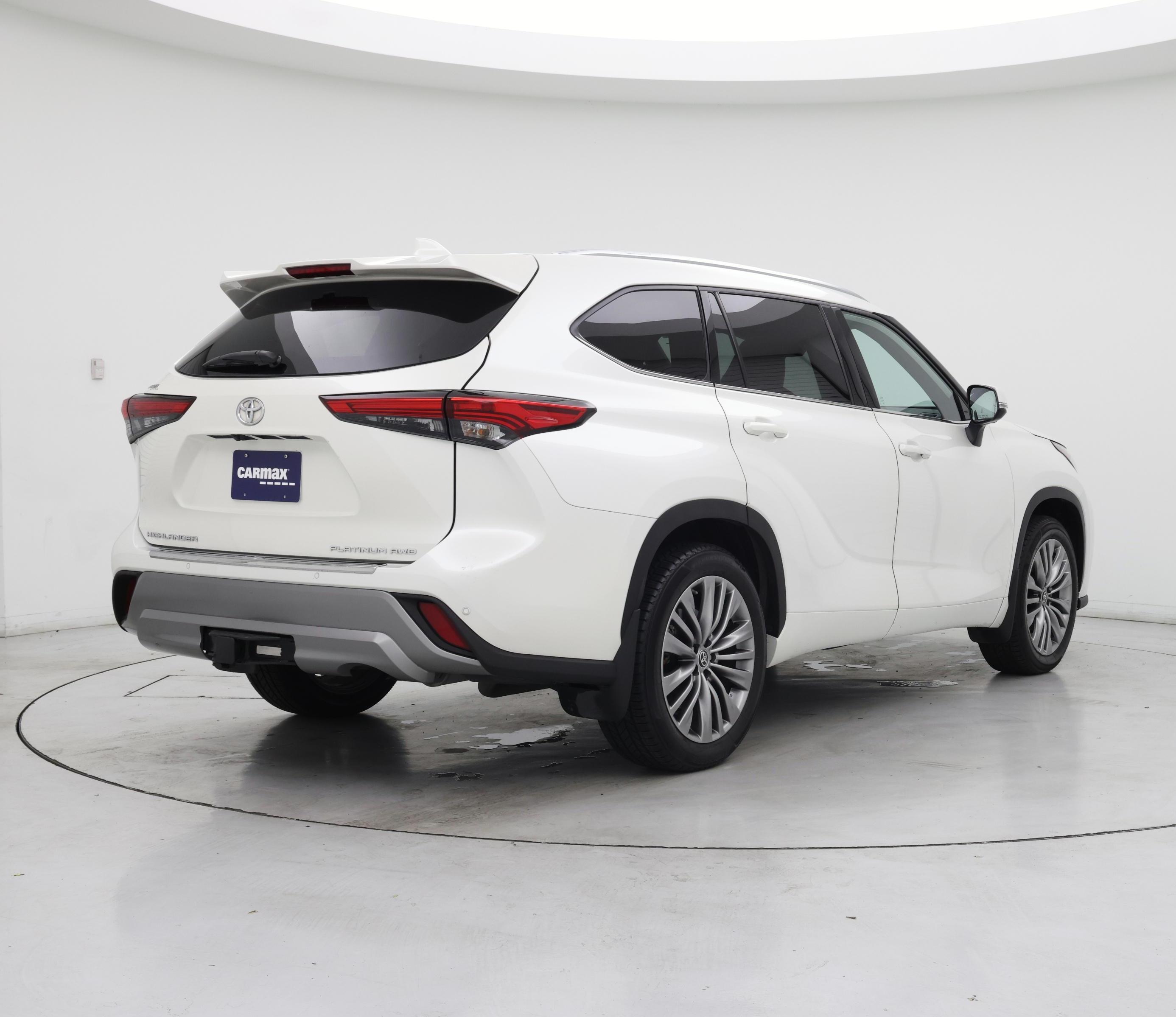 Thumbnail: 2021 Toyota Highlander - 8