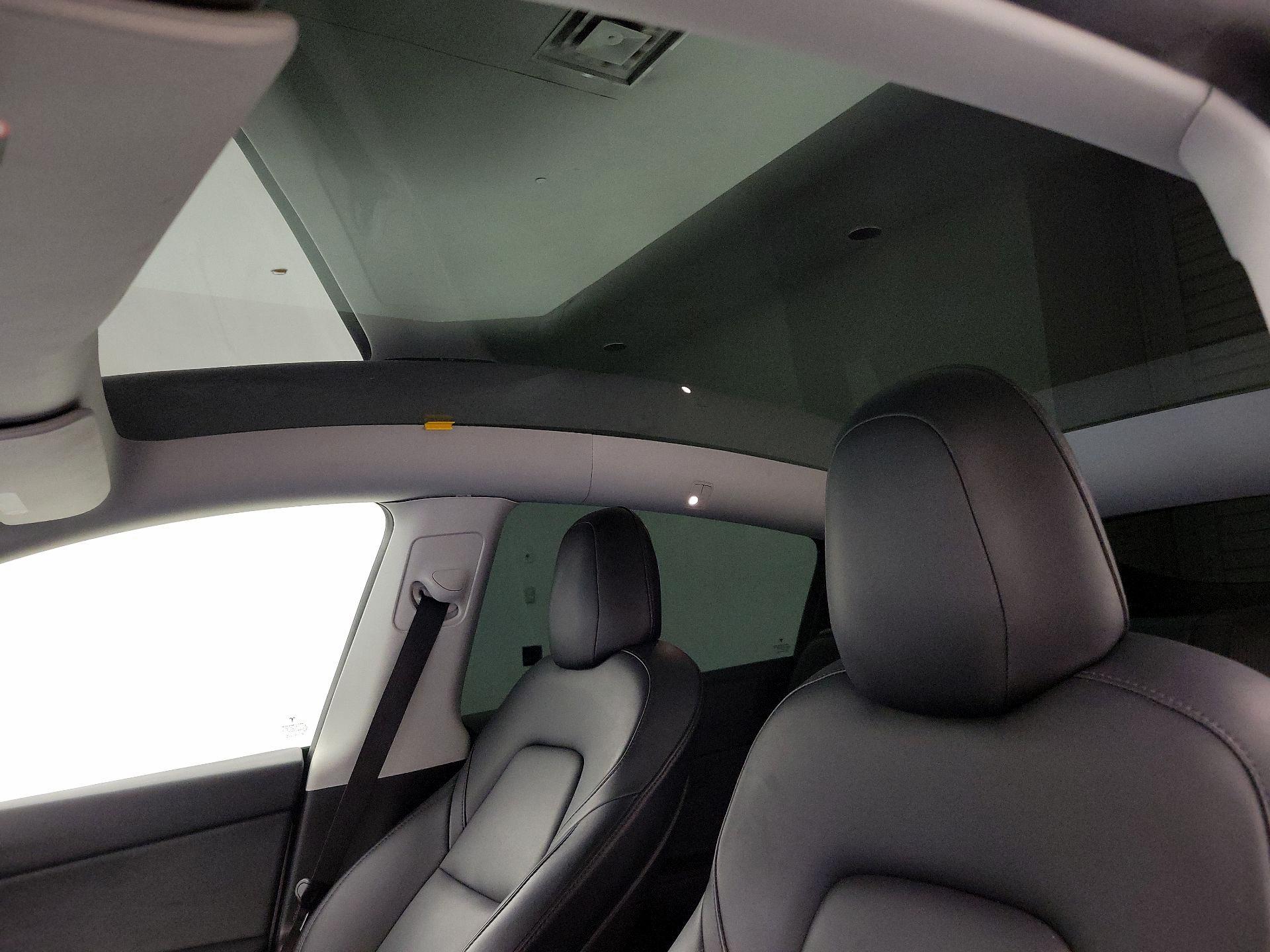 Thumbnail: 2021 Tesla Model Y - 19