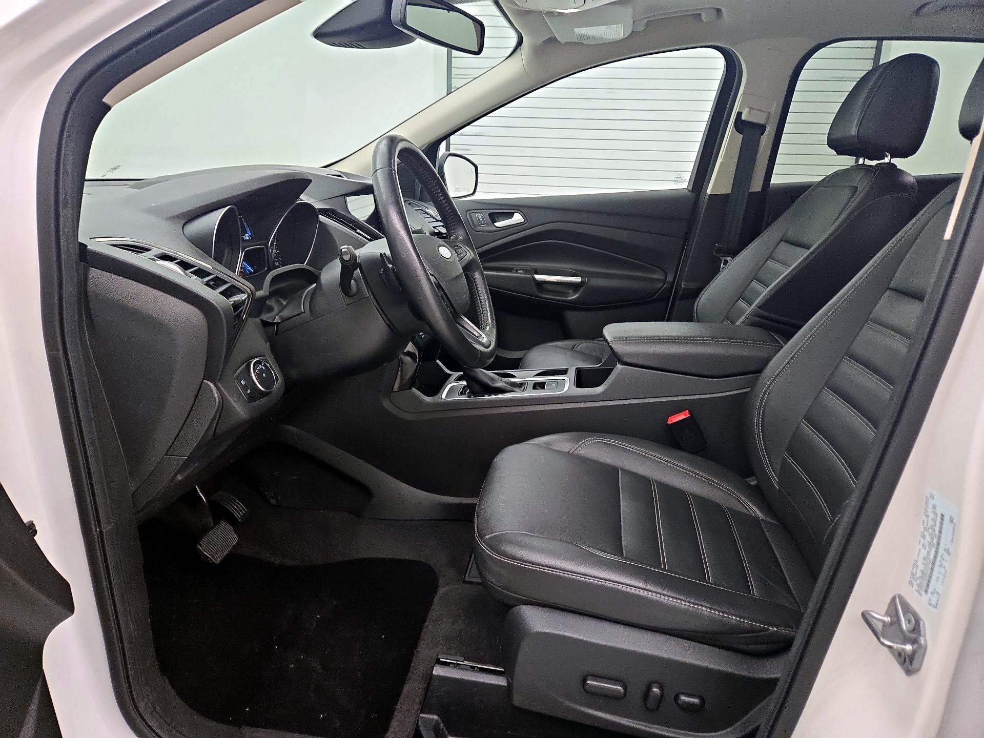 Thumbnail: 2017 Ford Escape - 11