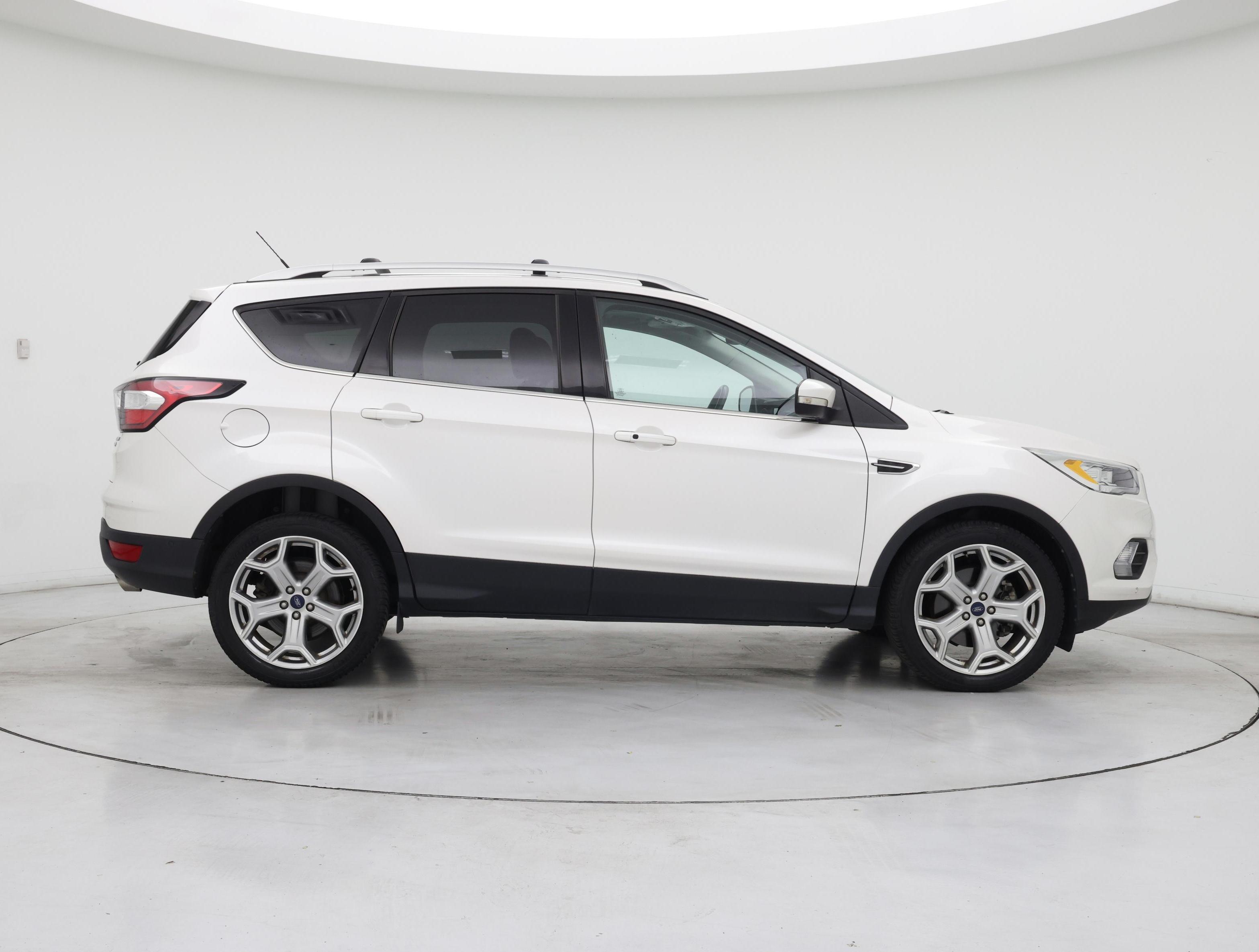 Thumbnail: 2017 Ford Escape - 7