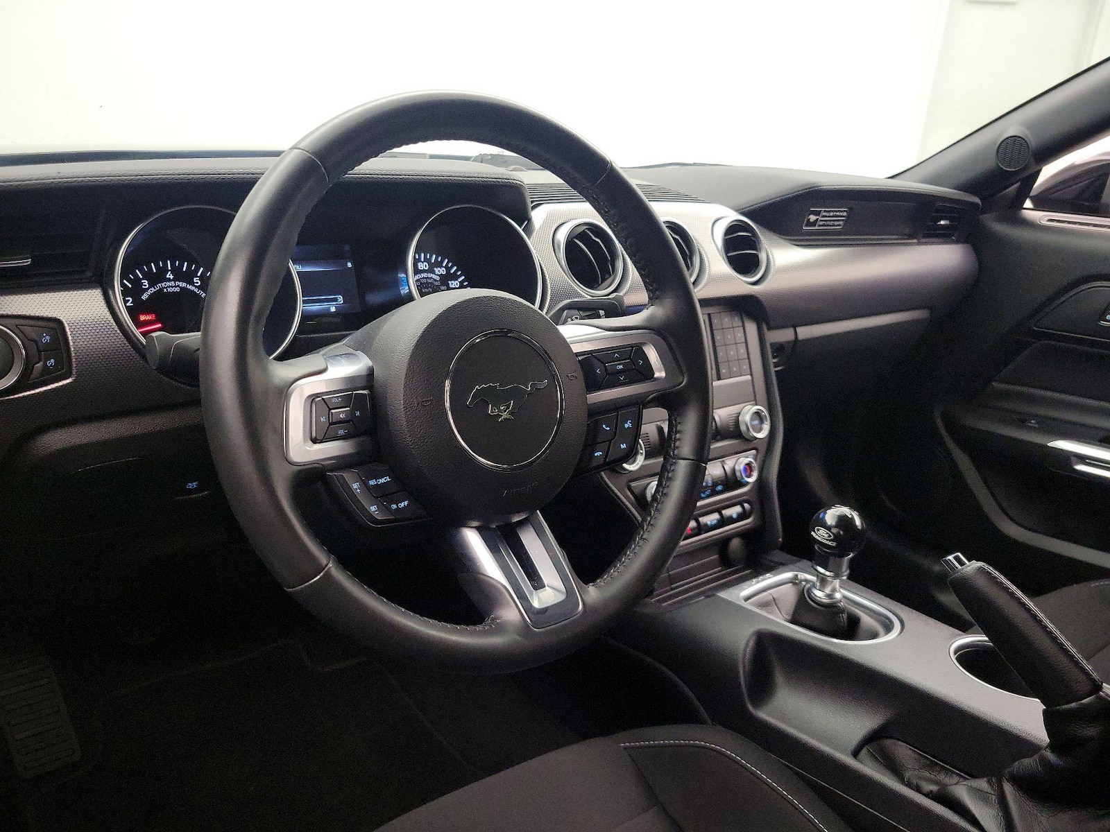 2020 Ford Mustang GT - Photo 10
