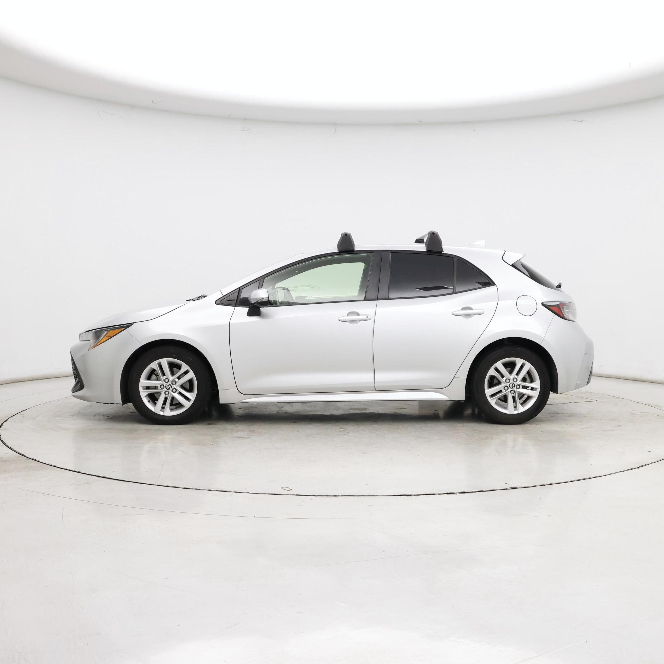 Thumbnail: 2021 Toyota Corolla - 3