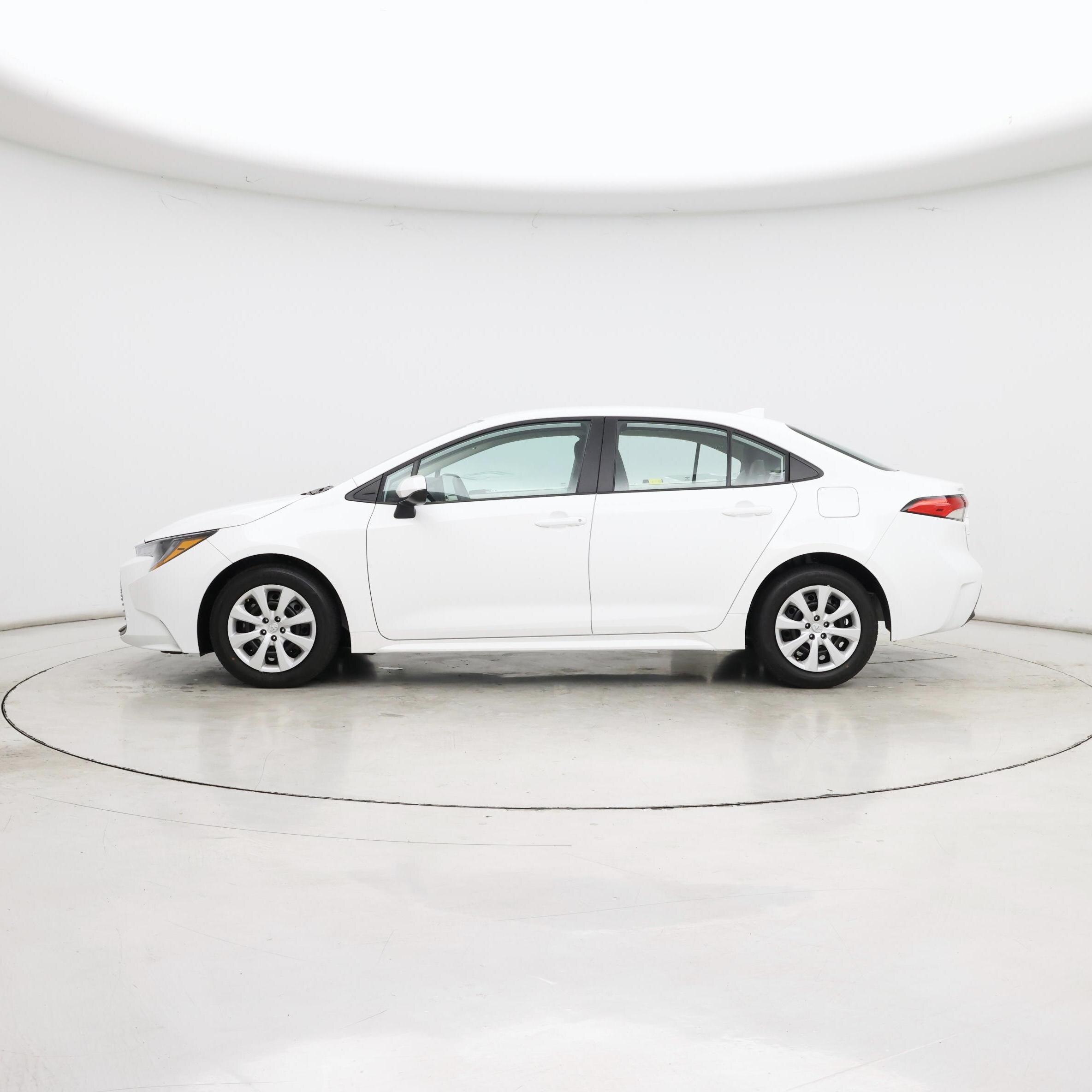Thumbnail: 2025 Toyota Corolla - 3