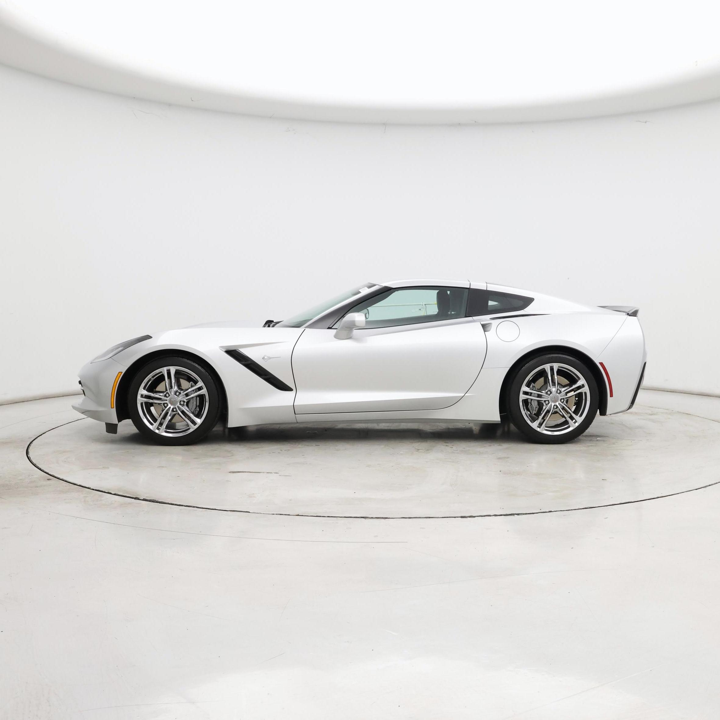Thumbnail: 2017 Chevrolet Corvette - 3