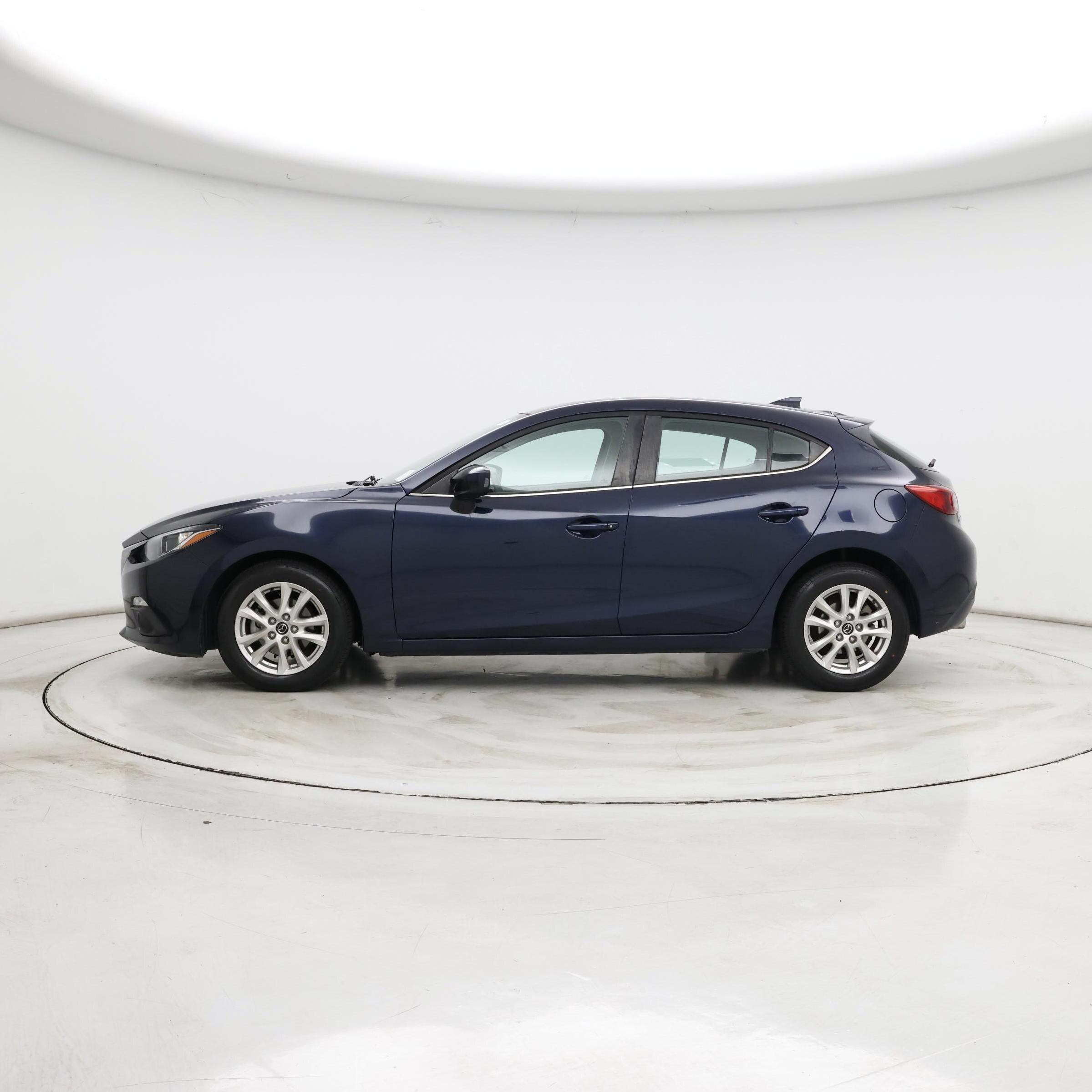 Thumbnail: 2016 Mazda Mazda3 - 3