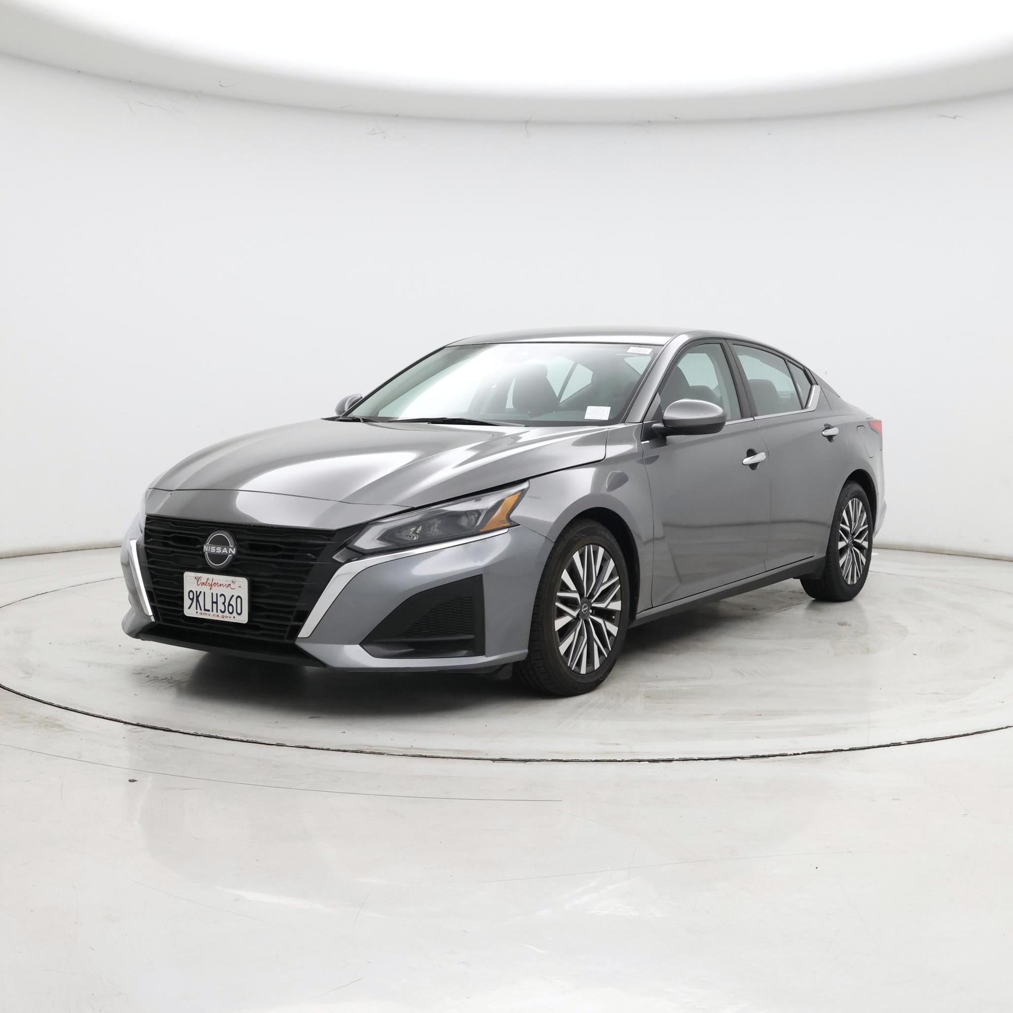 Thumbnail: 2023 Nissan Altima - 4