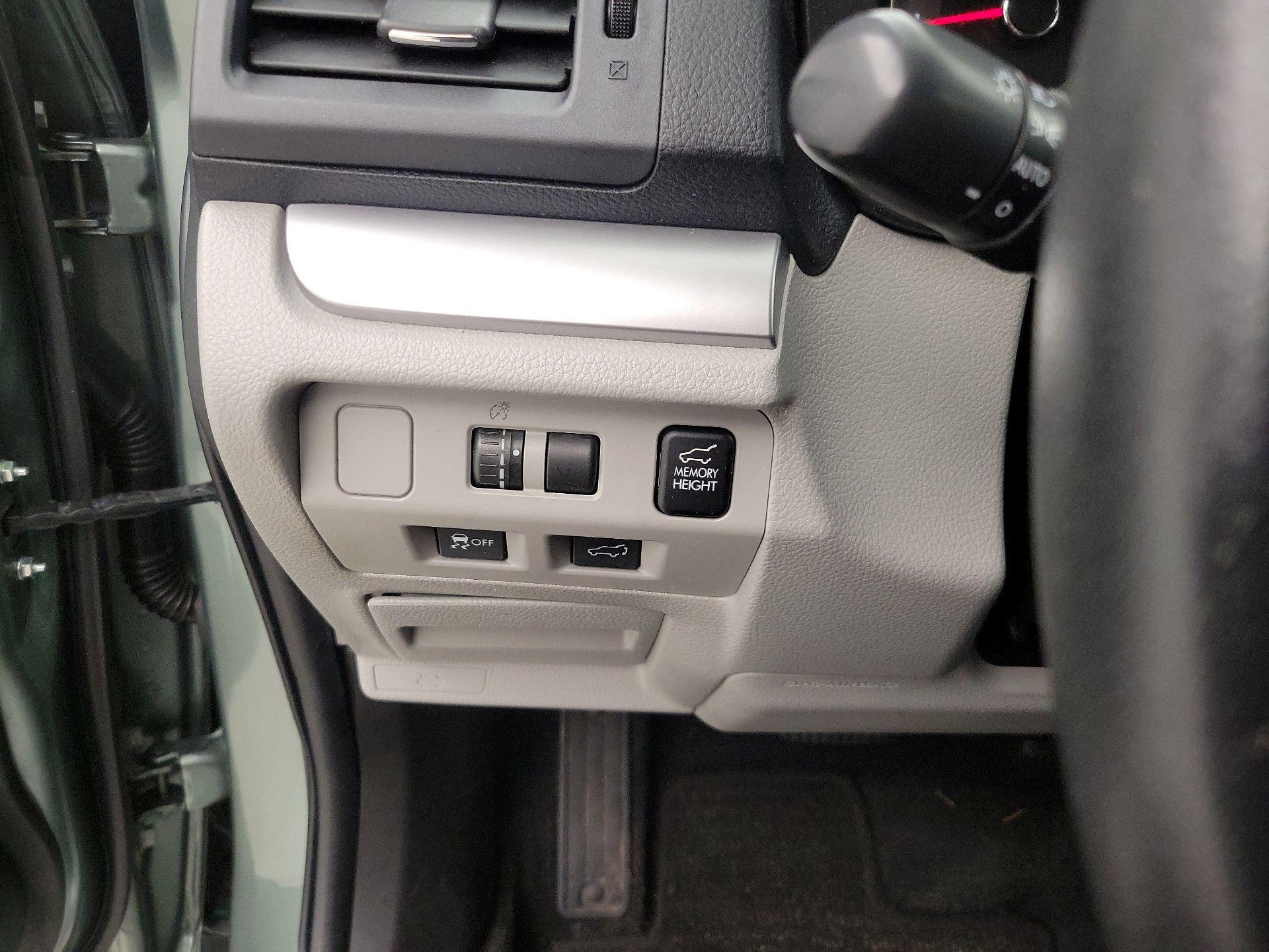 Thumbnail: 2014 Subaru Forester - 13