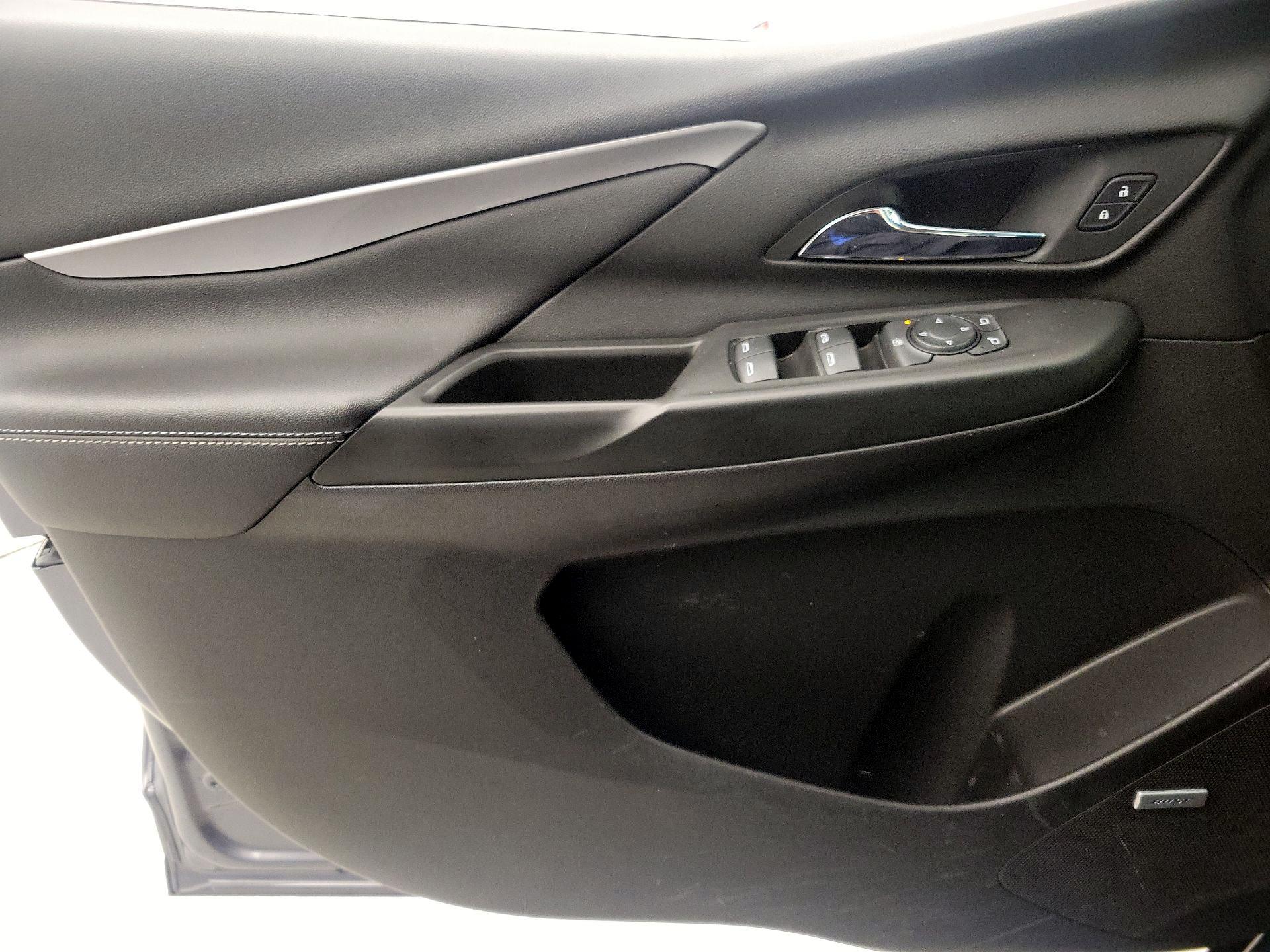 Thumbnail: 2022 Chevrolet Bolt EV - 12