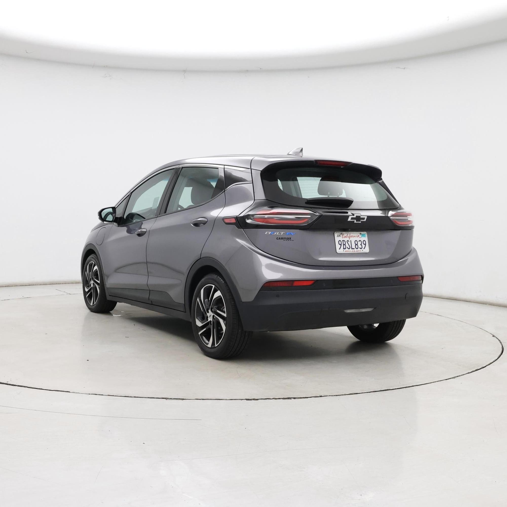 Thumbnail: 2022 Chevrolet Bolt EV - 2