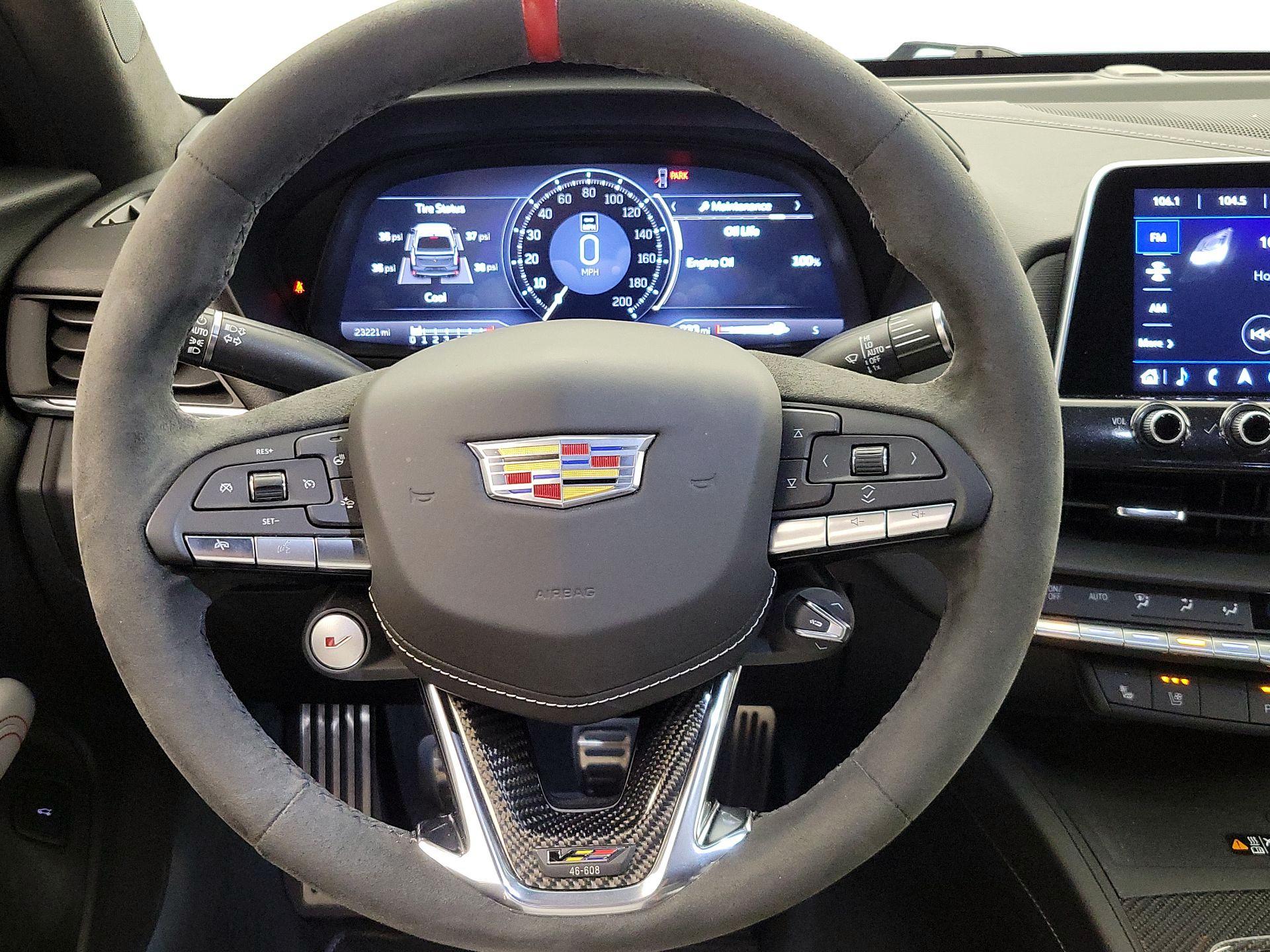 Thumbnail: 2023 Cadillac CT4 - 10