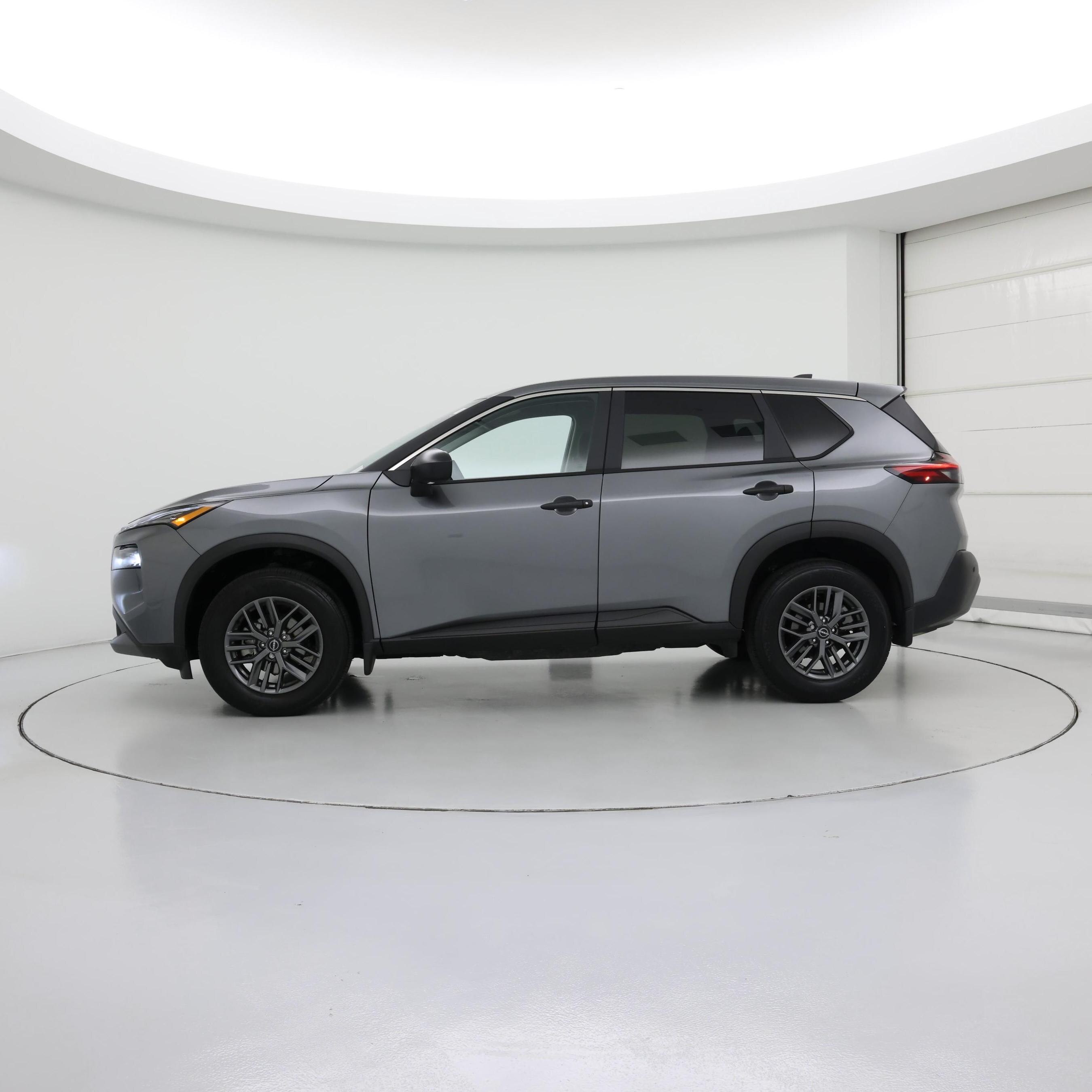 Thumbnail: 2023 Nissan Rogue - 3