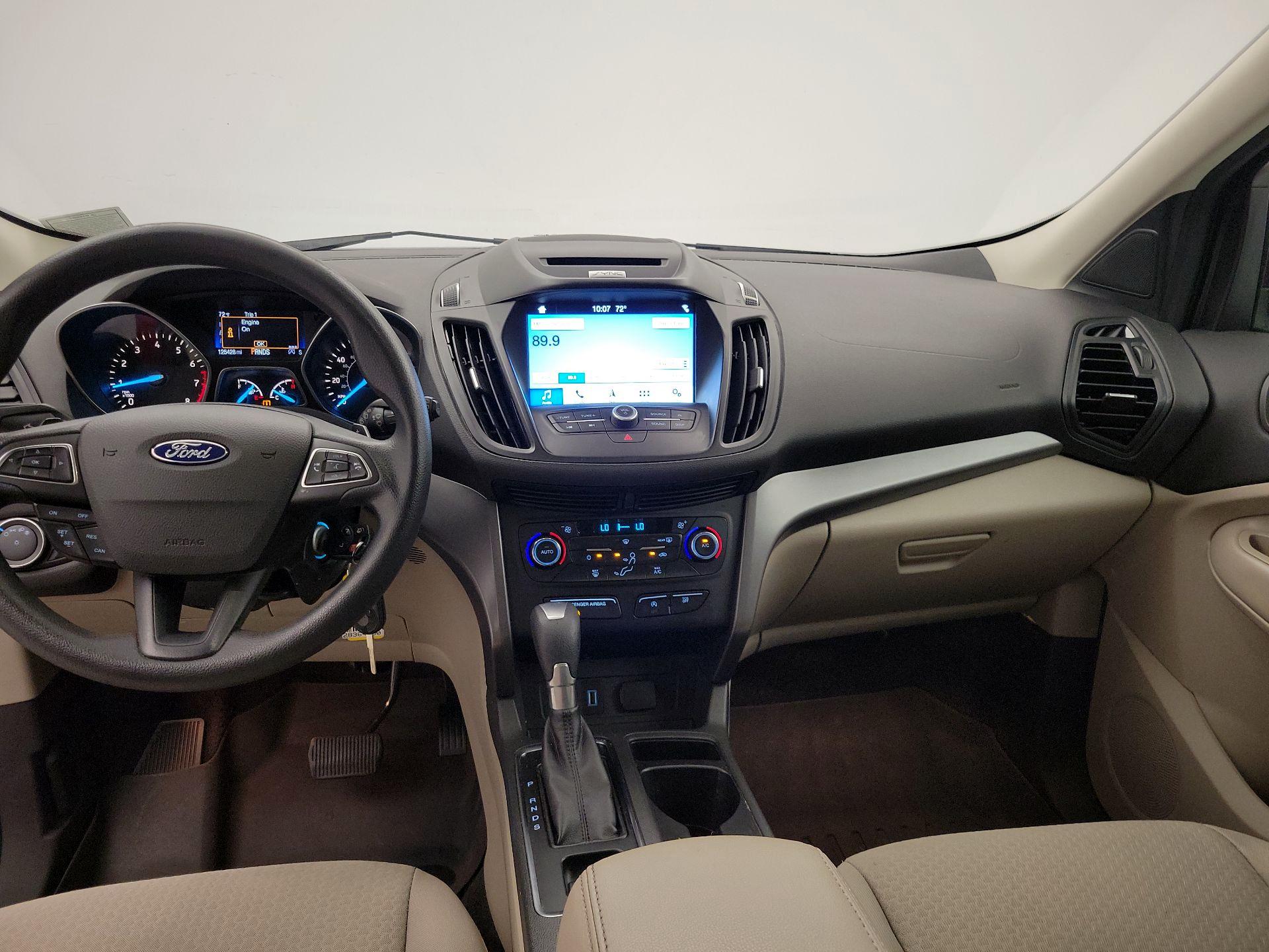 Thumbnail: 2017 Ford Escape - 9