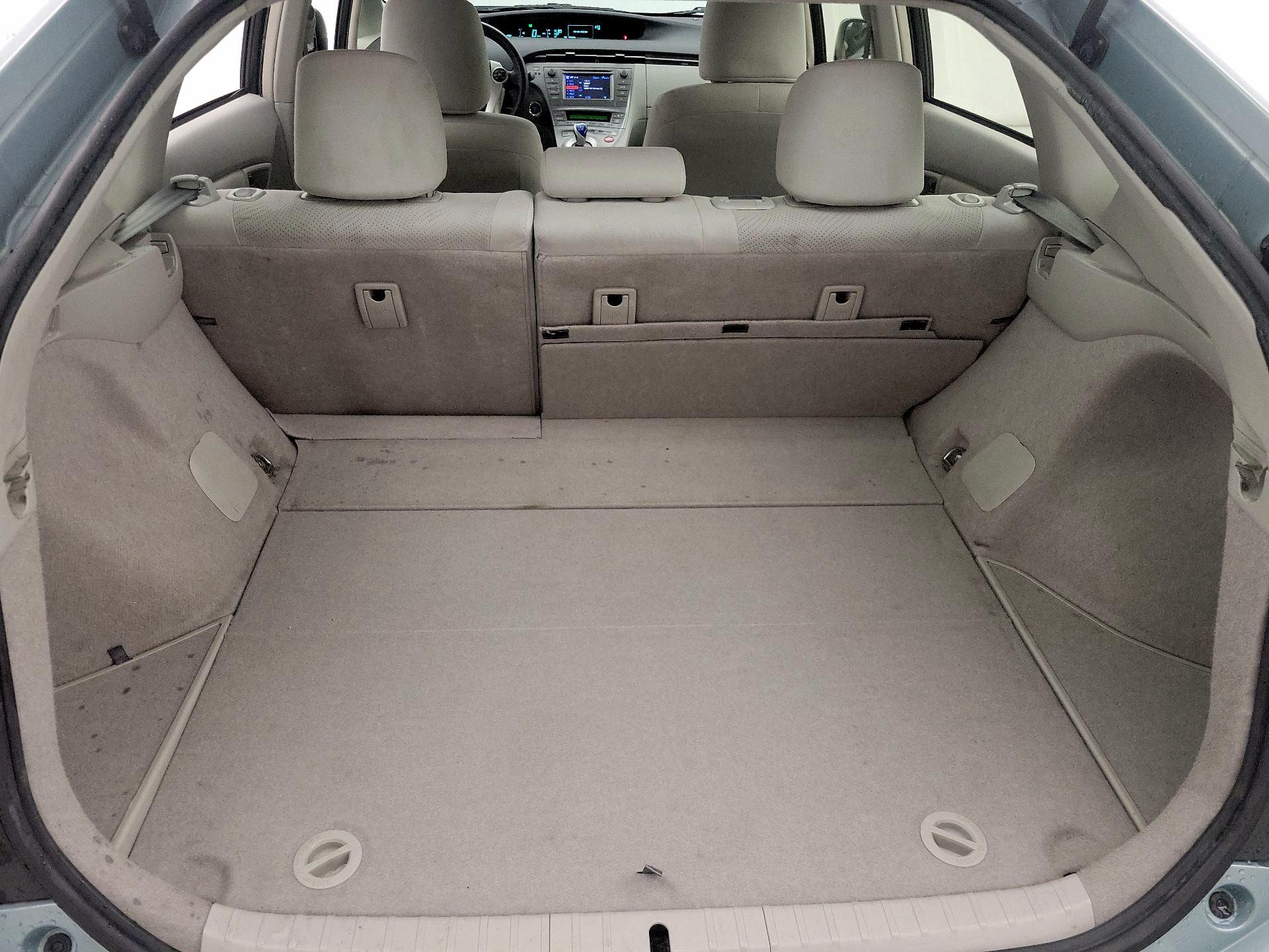 Thumbnail: 2015 Toyota Prius - 20