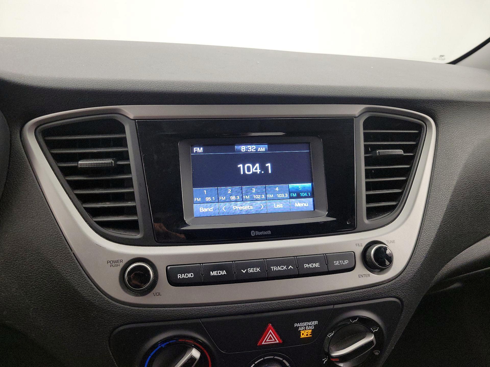 Thumbnail: 2019 Hyundai Accent - 15