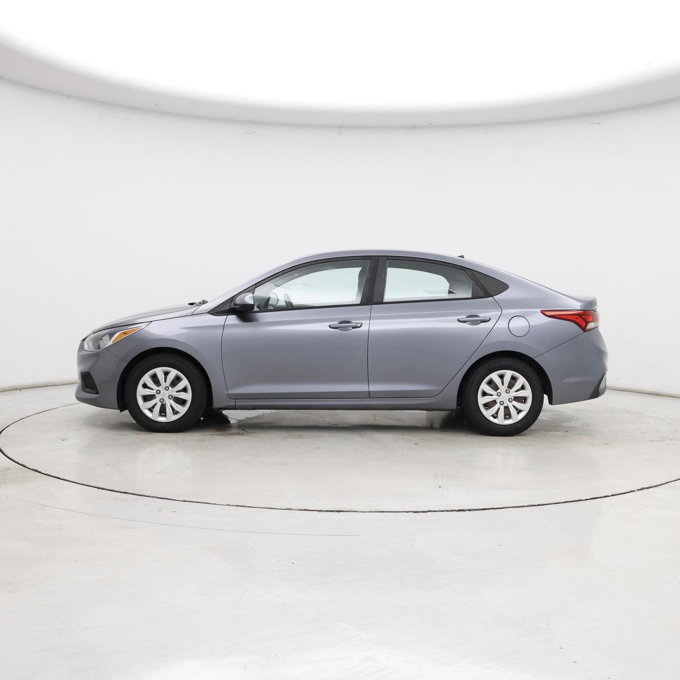 Thumbnail: 2019 Hyundai Accent - 3