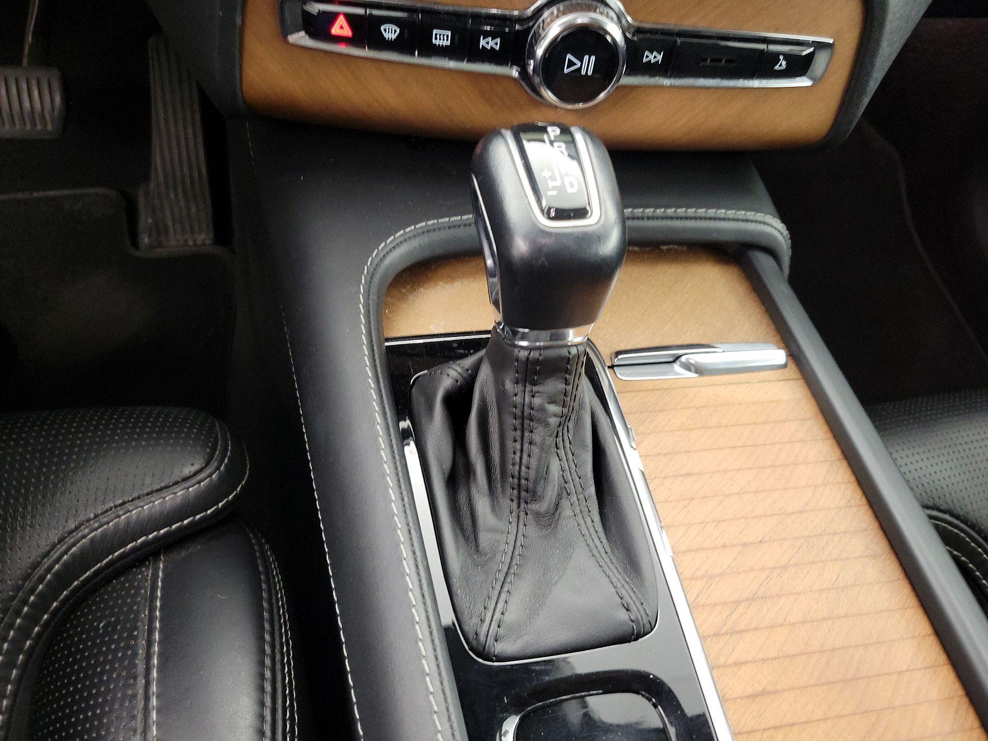 Thumbnail: 2018 Volvo XC90 - 18