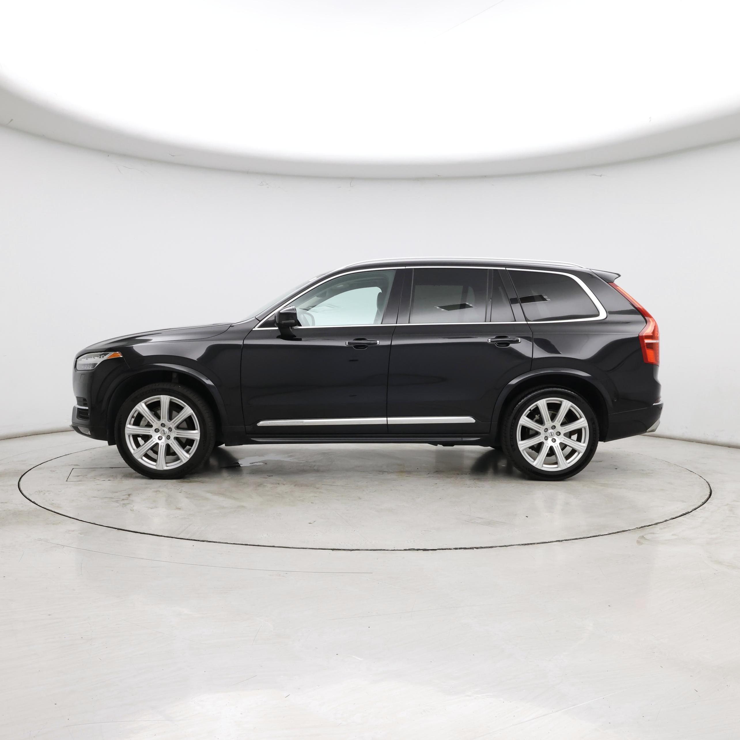 Thumbnail: 2018 Volvo XC90 - 3