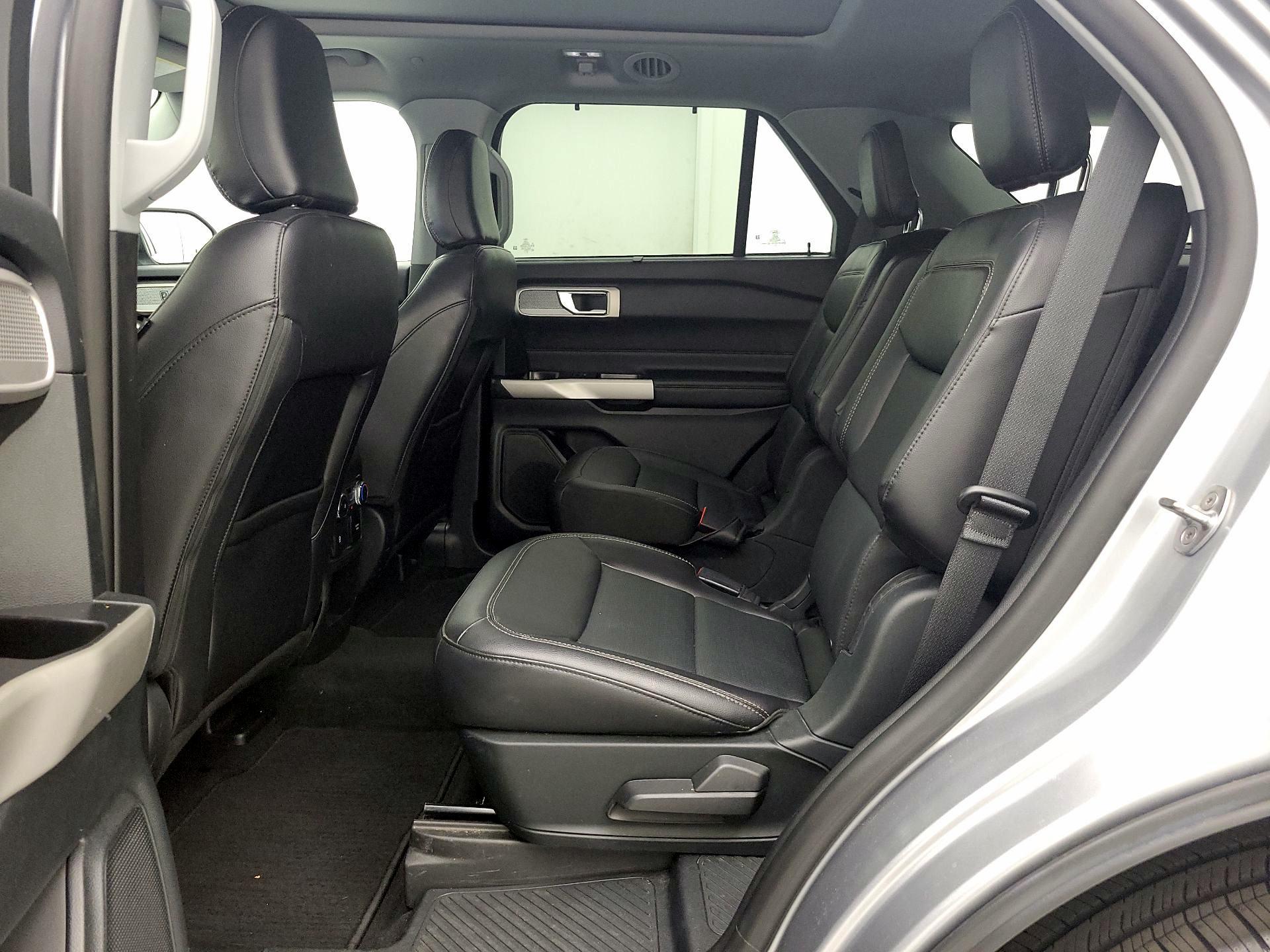 Thumbnail: 2021 Ford Explorer - 20