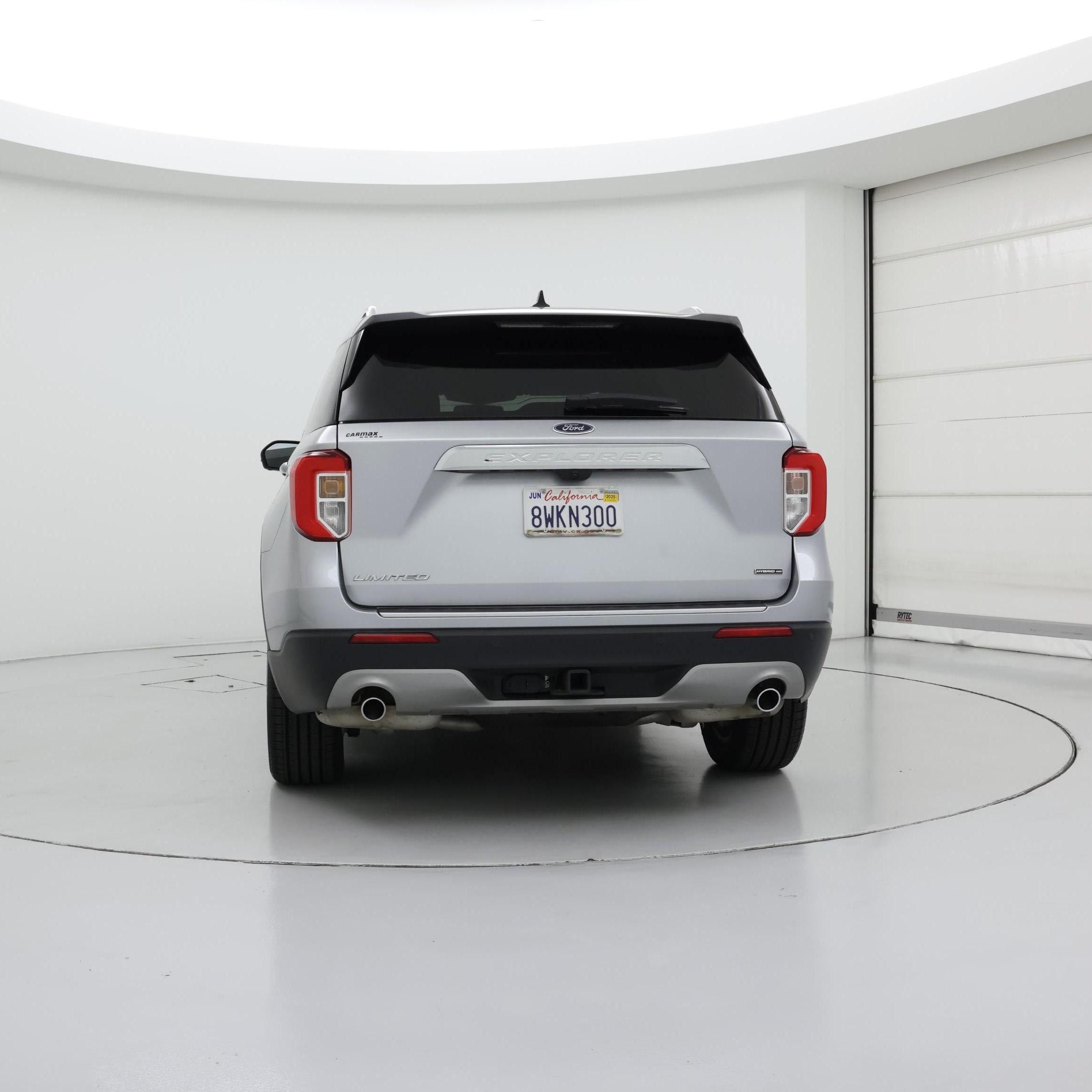 Thumbnail: 2021 Ford Explorer - 6