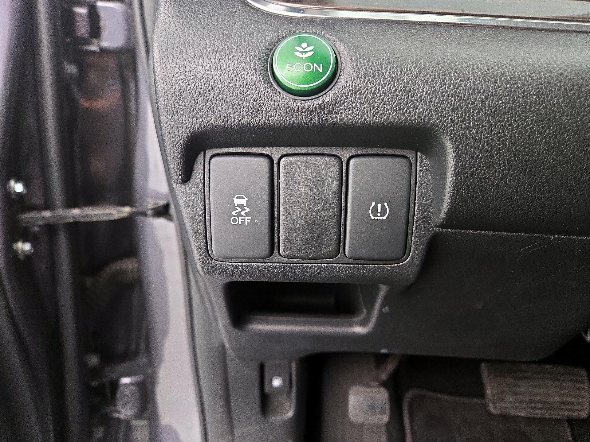 Thumbnail: 2016 Honda CR-V - 13