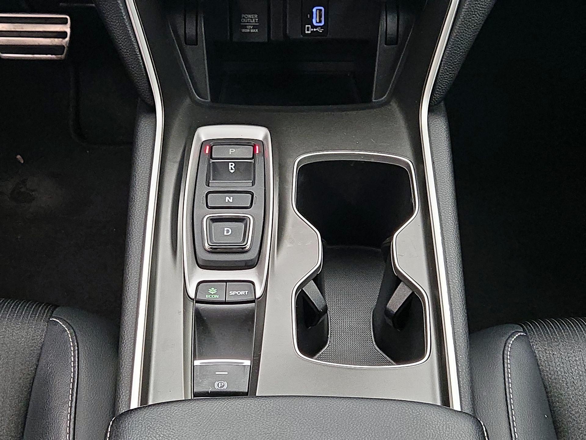Thumbnail: 2018 Honda Accord - 17