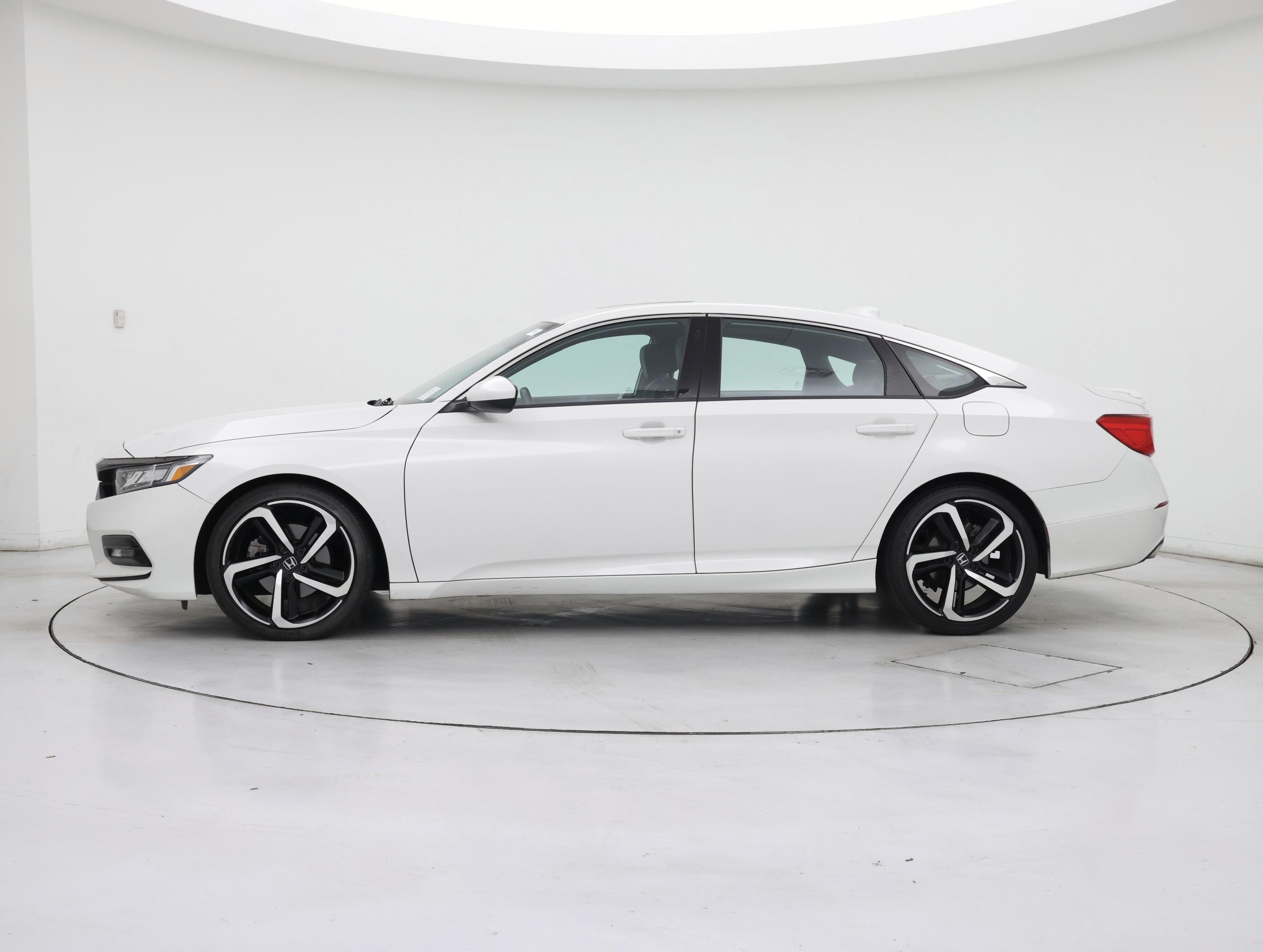 Thumbnail: 2018 Honda Accord - 3