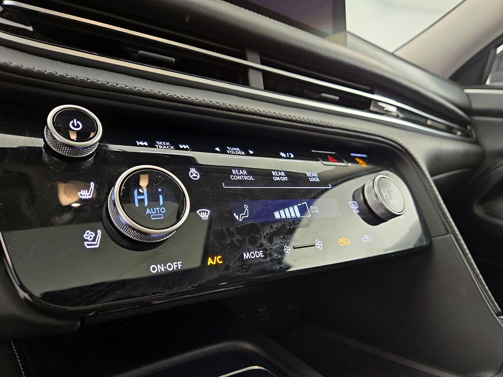 Thumbnail: 2023 INFINITI QX60 - 17