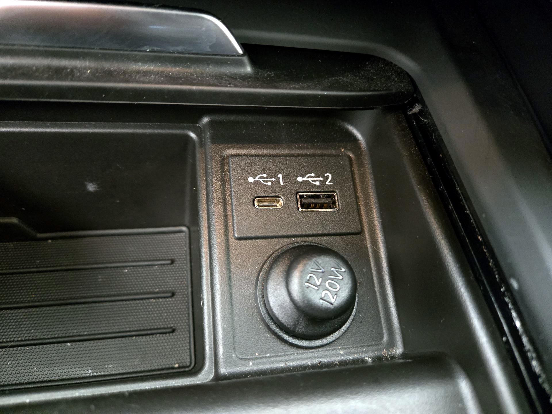 Thumbnail: 2022 INFINITI QX50 - 19