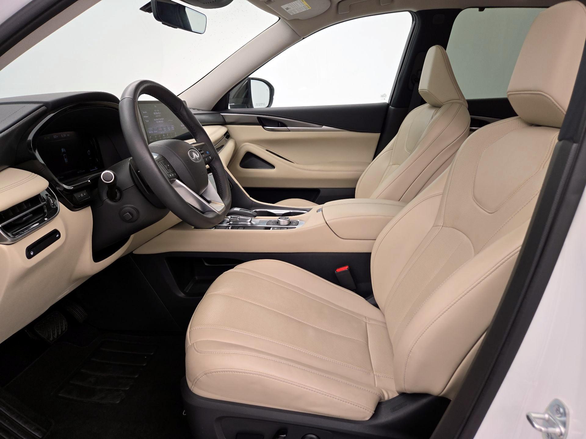 Thumbnail: 2023 INFINITI QX60 - 11