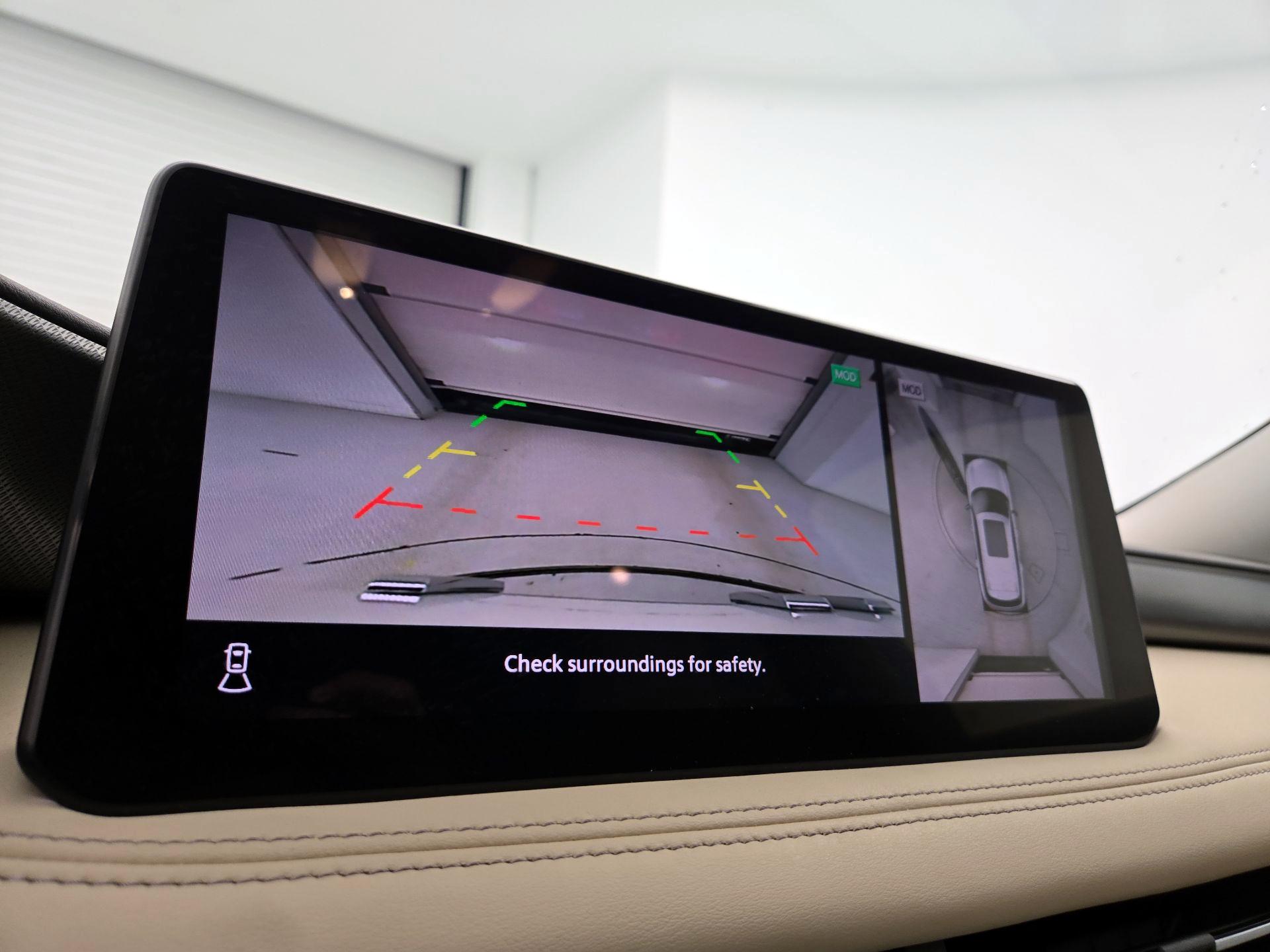 Thumbnail: 2023 INFINITI QX60 - 14