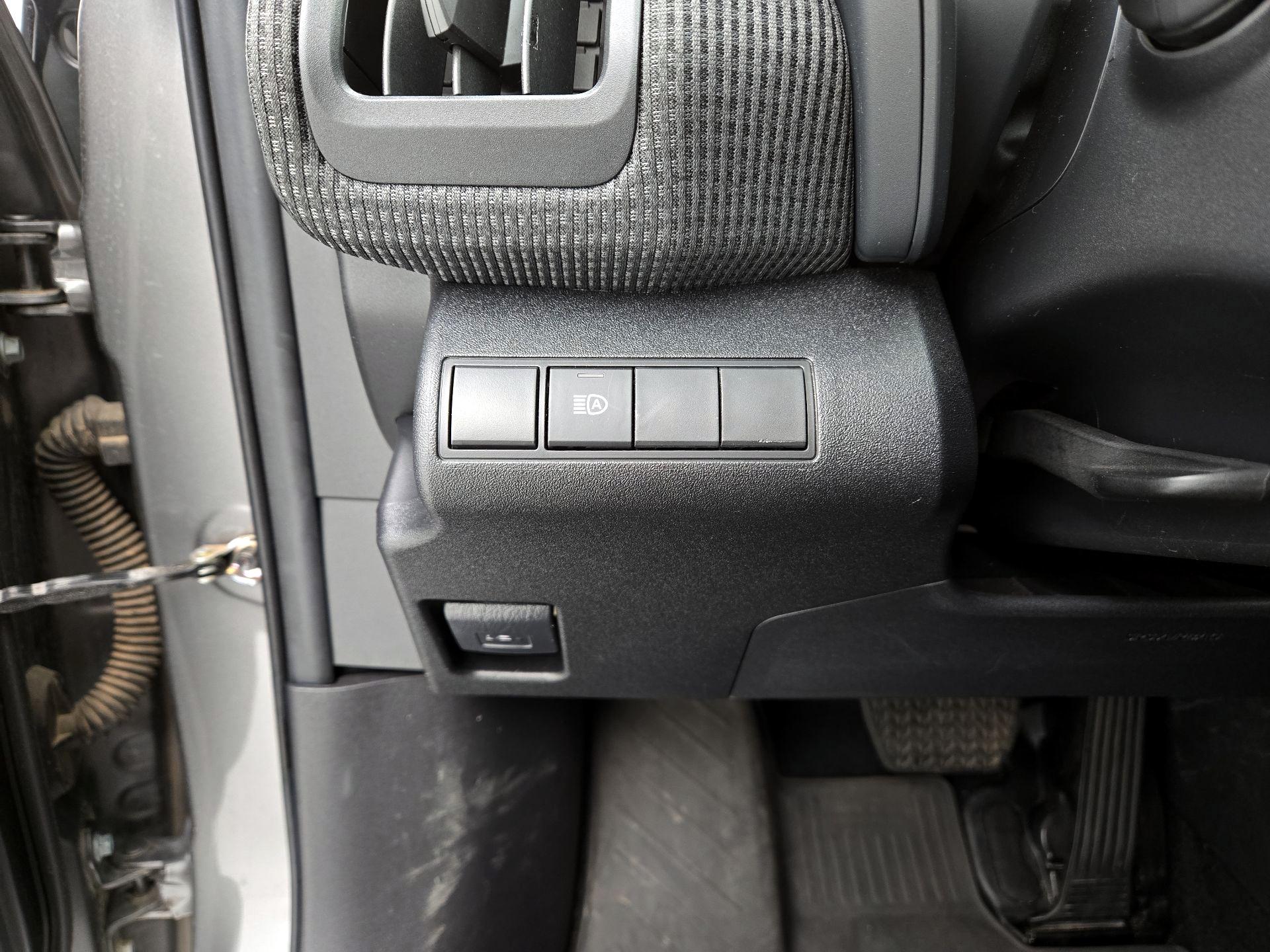 Thumbnail: 2023 Toyota bZ4X - 13