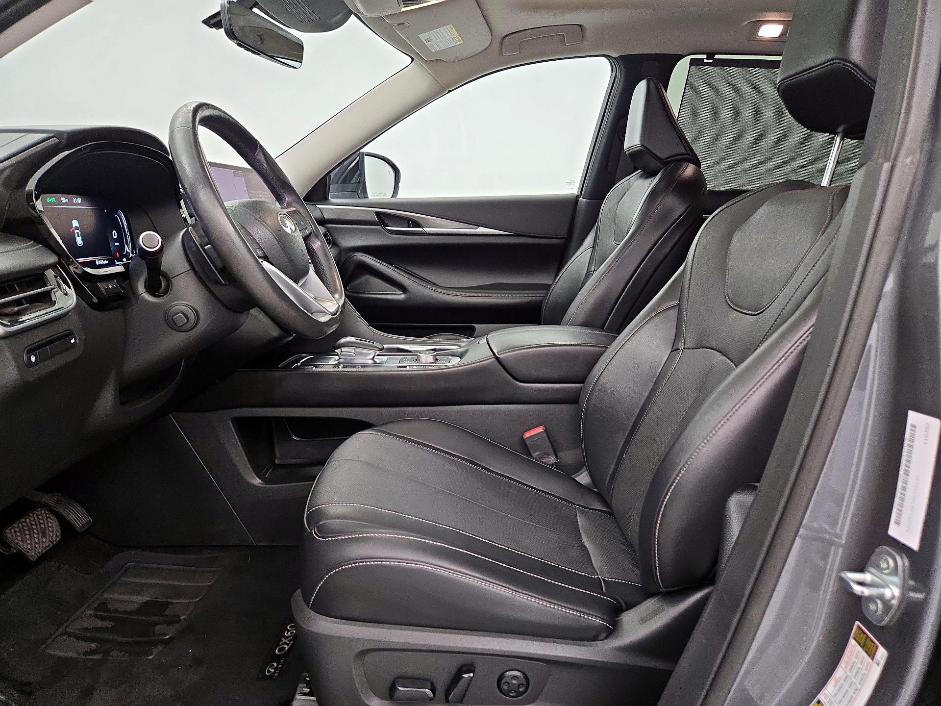 Thumbnail: 2023 INFINITI QX60 - 11