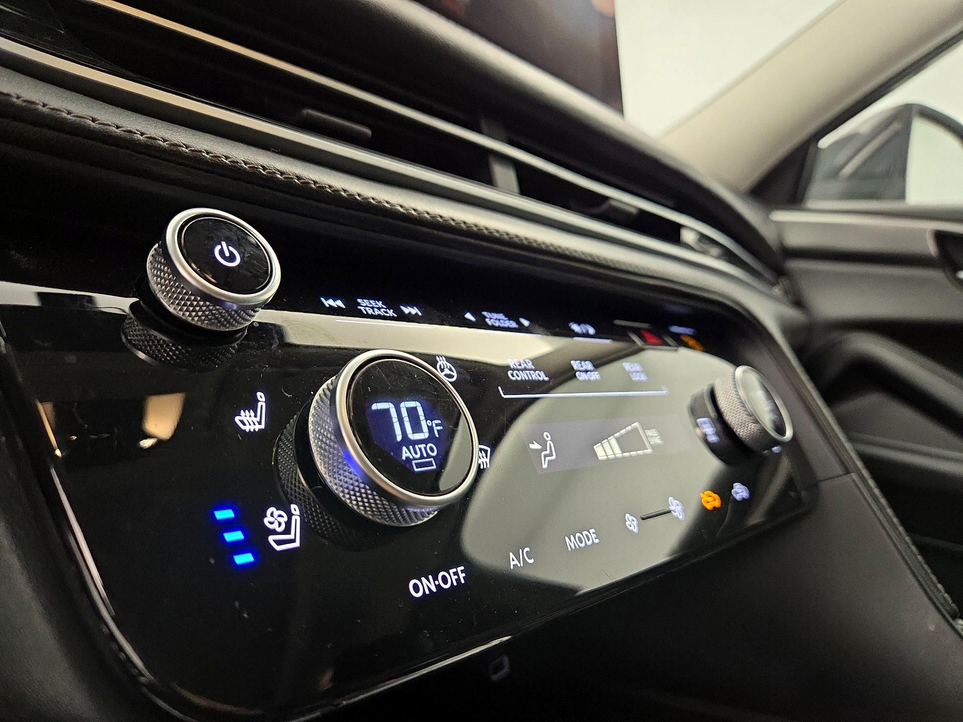 Thumbnail: 2023 INFINITI QX60 - 17